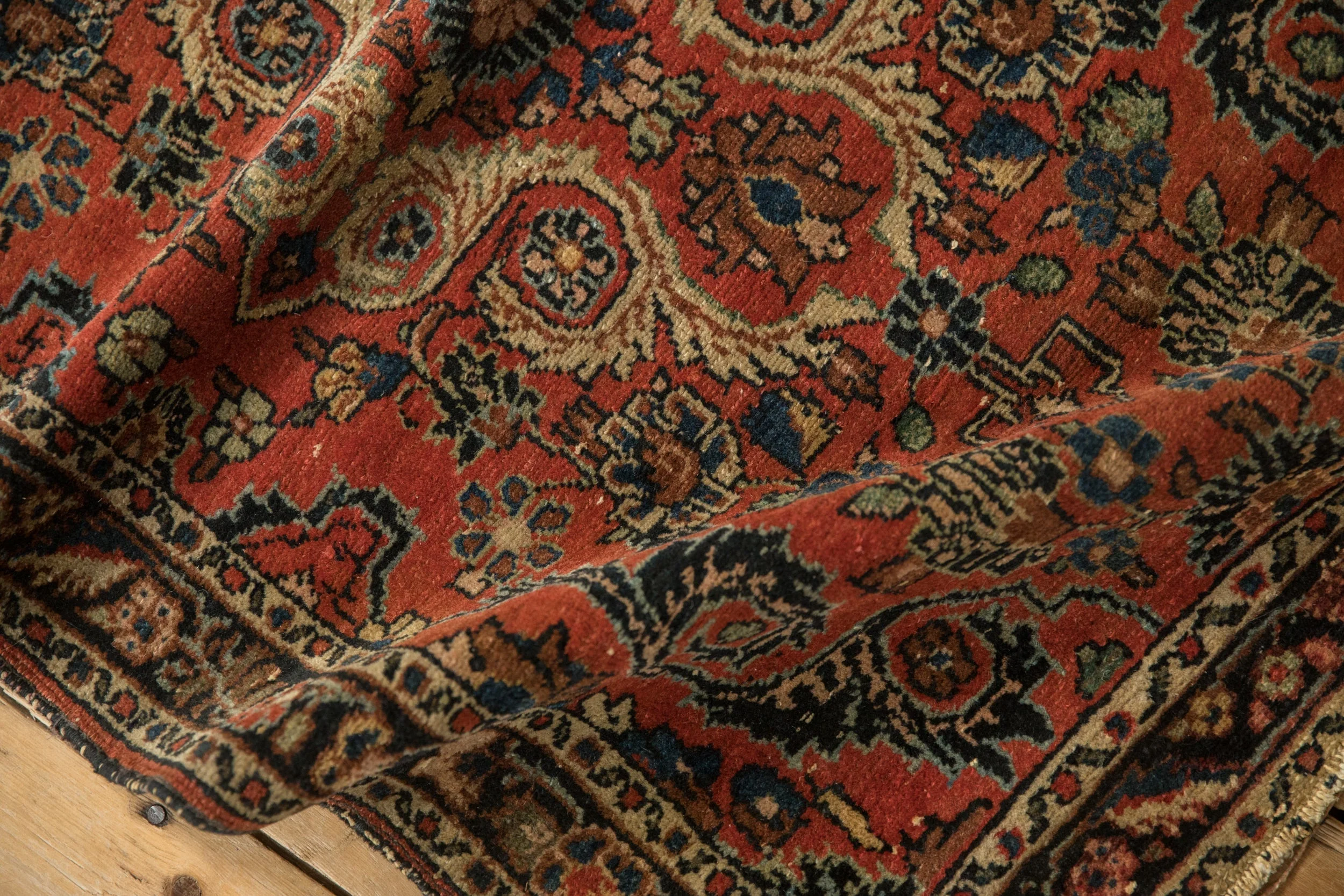 2.5x4 Vintage Dargezine Rug - Image 7