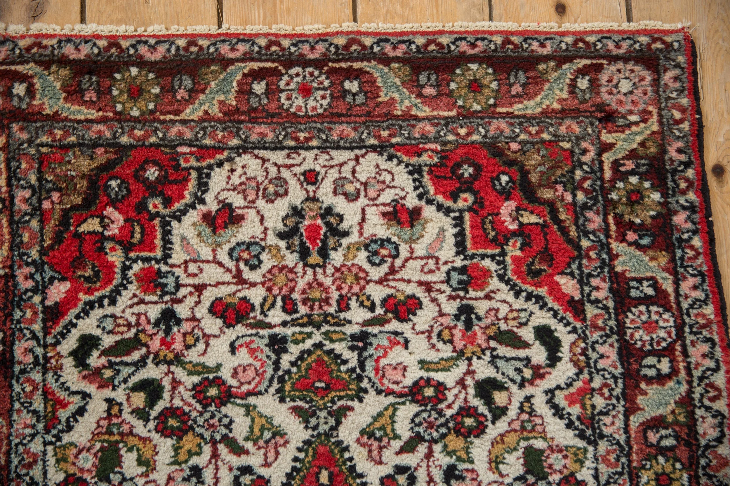 2.5x4 Vintage Dargezine Rug - Image 3