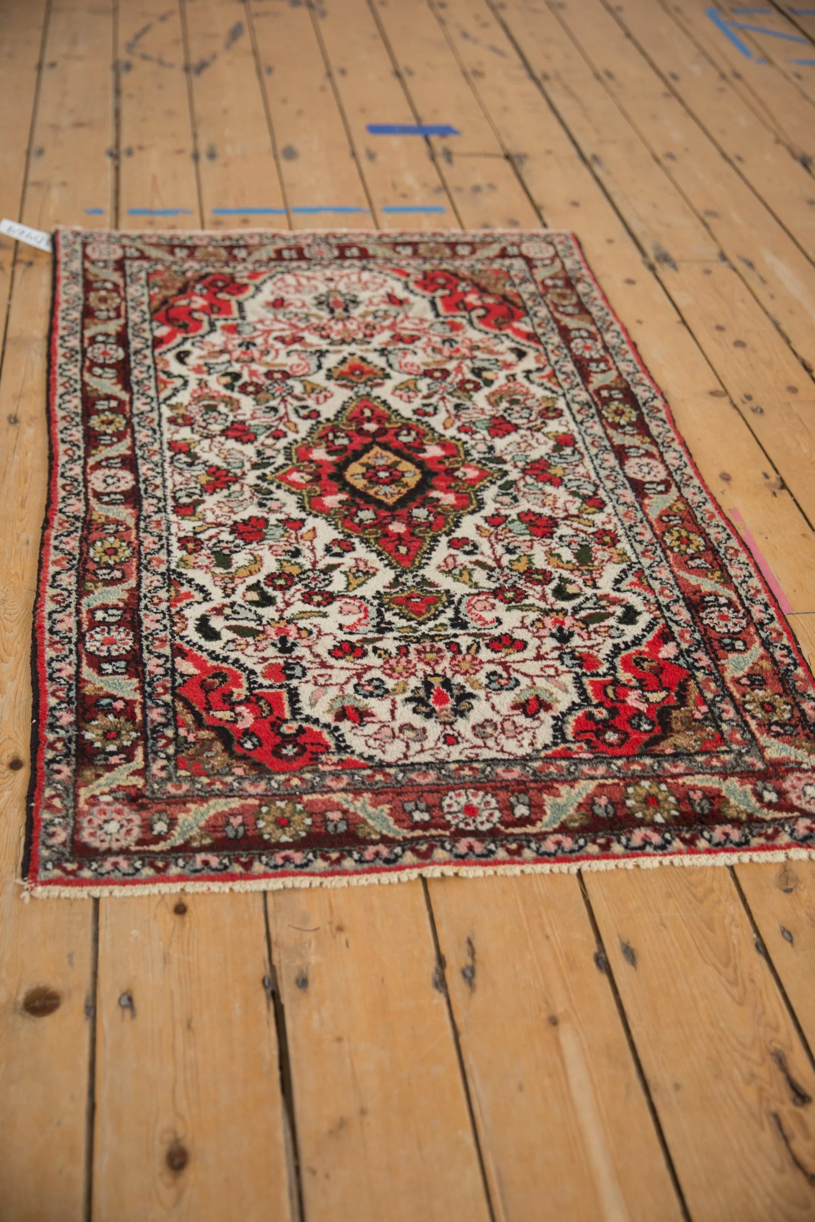 2.5x4 Vintage Dargezine Rug - Image 4