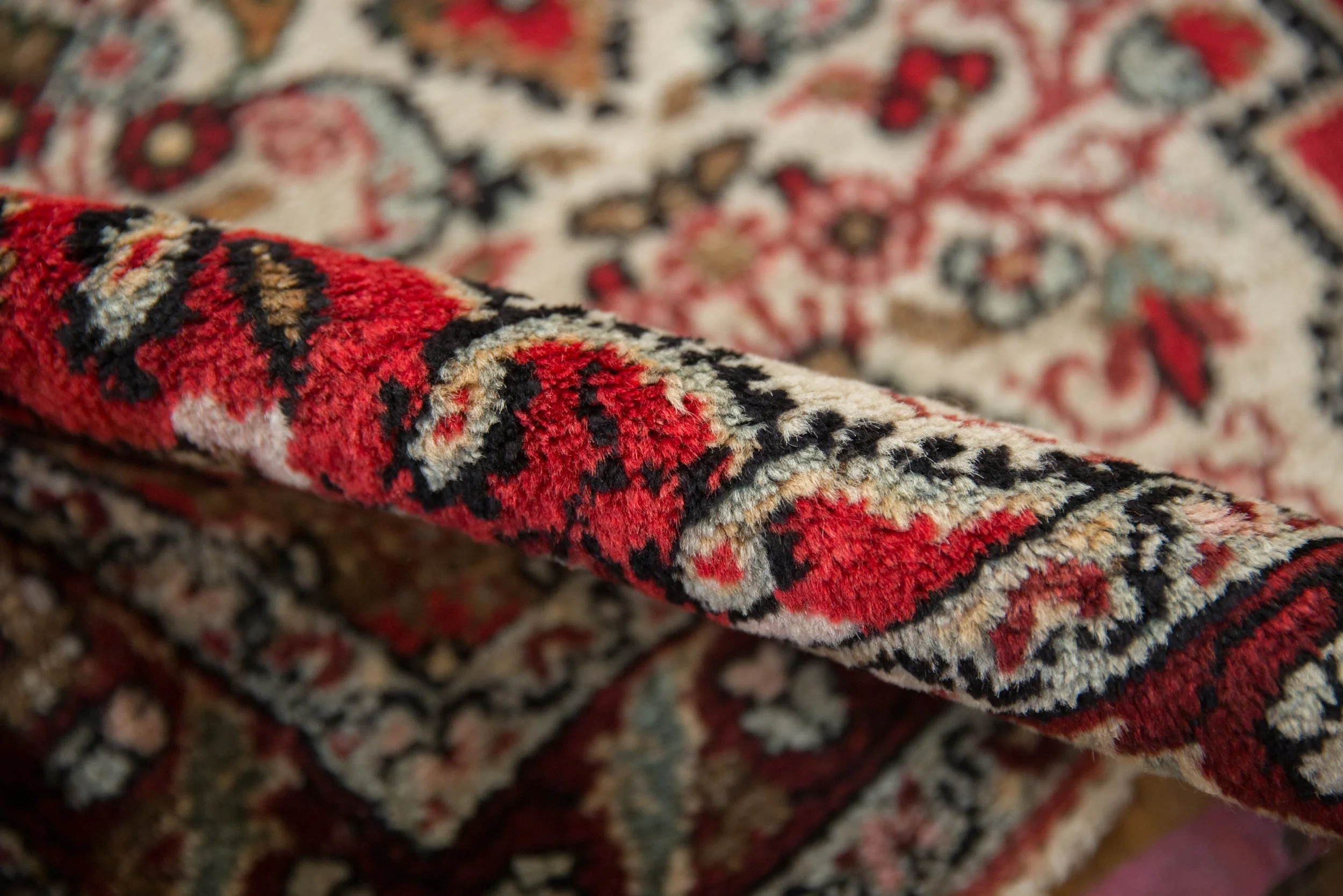 2.5x4 Vintage Dargezine Rug - Image 7