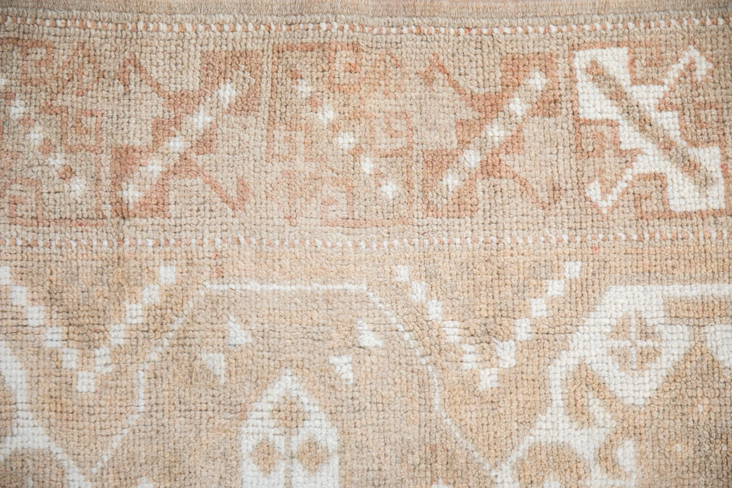 2.5x4 Vintage Distressed Melas Rug - Image 3