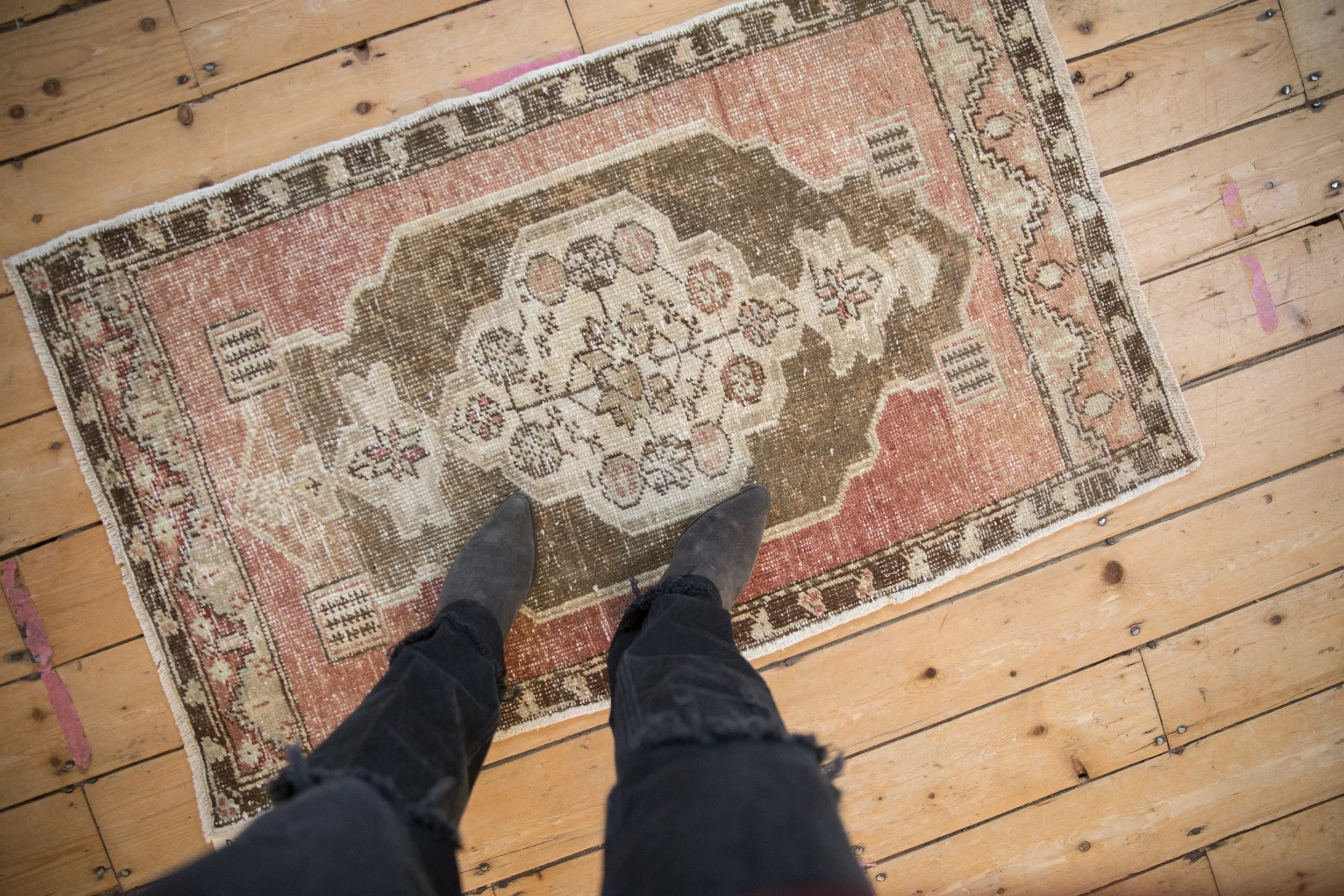 2.5x4 Vintage Distressed Oushak Rug - Image 2