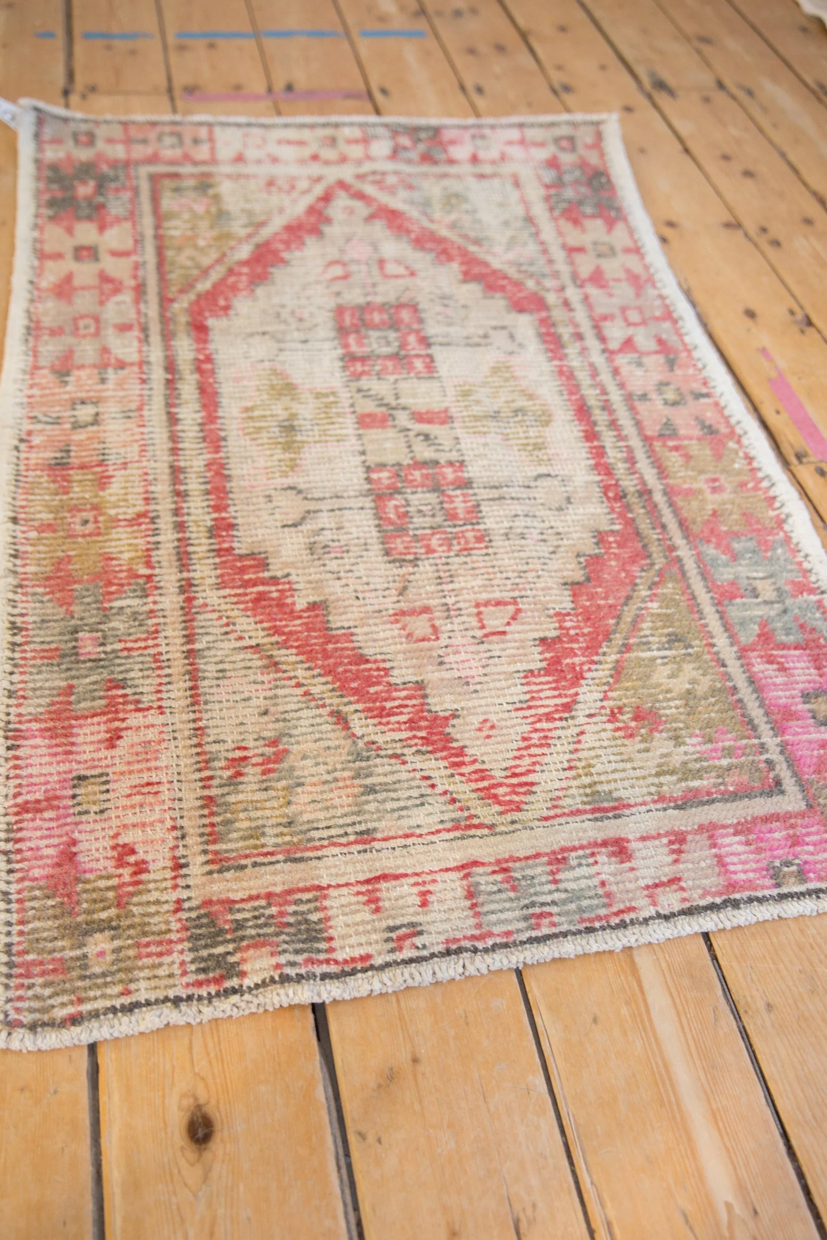 2.5x4 Vintage Distressed Oushak Rug - Image 4