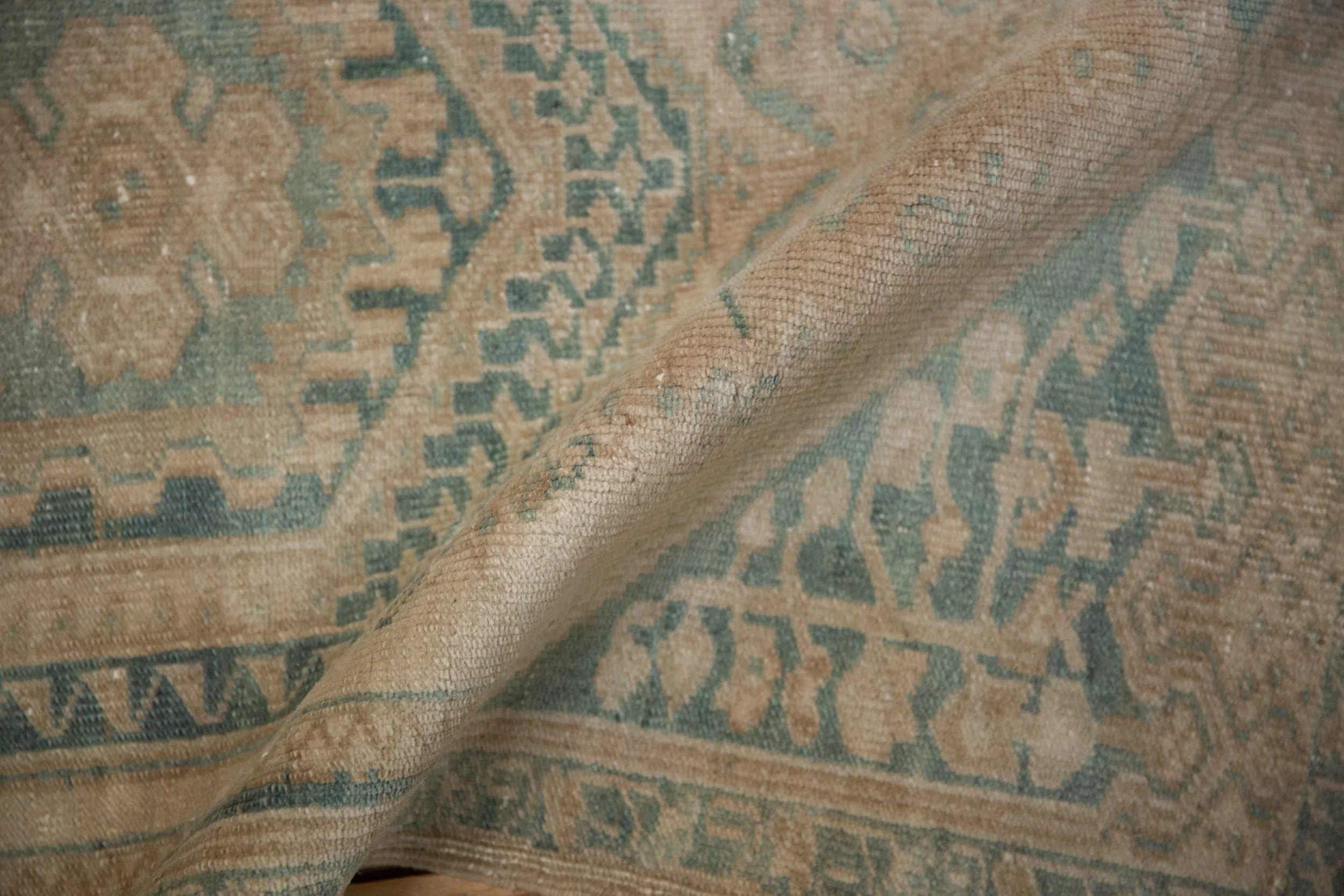 2.5x4 Vintage Distressed Oushak Rug - Image 7