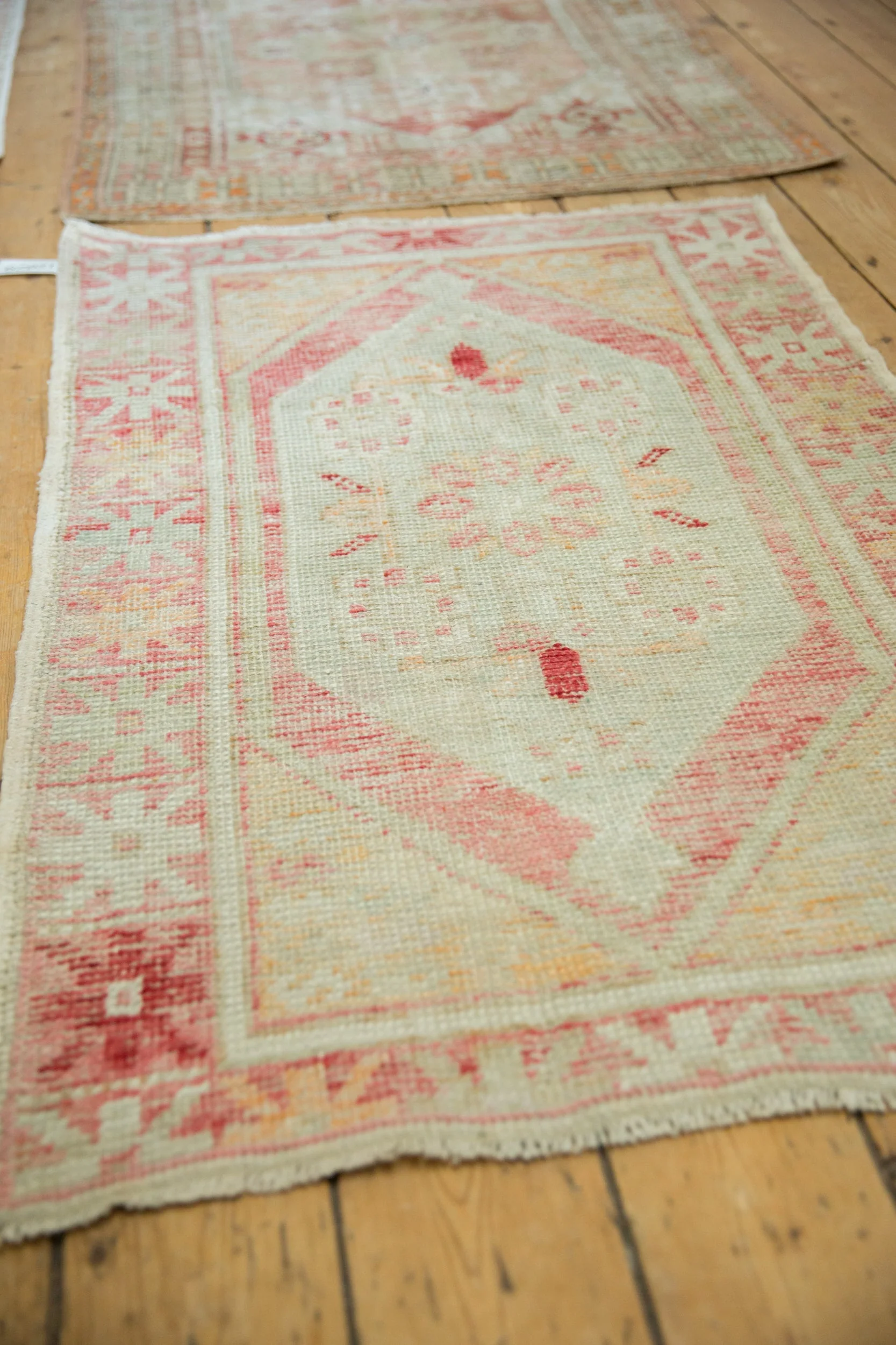 2.5x4 Vintage Distressed Oushak Rug - Image 4