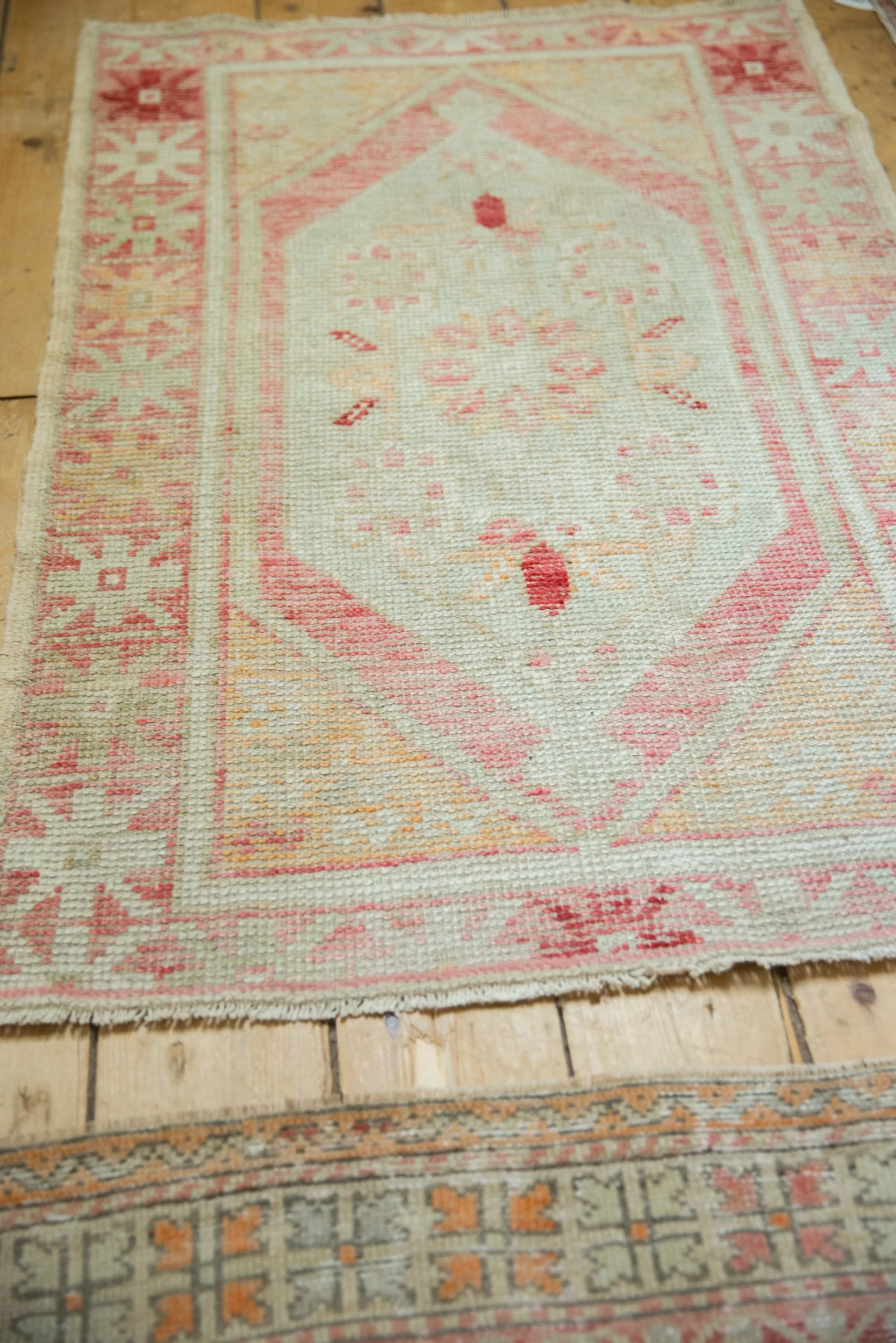 2.5x4 Vintage Distressed Oushak Rug - Image 7