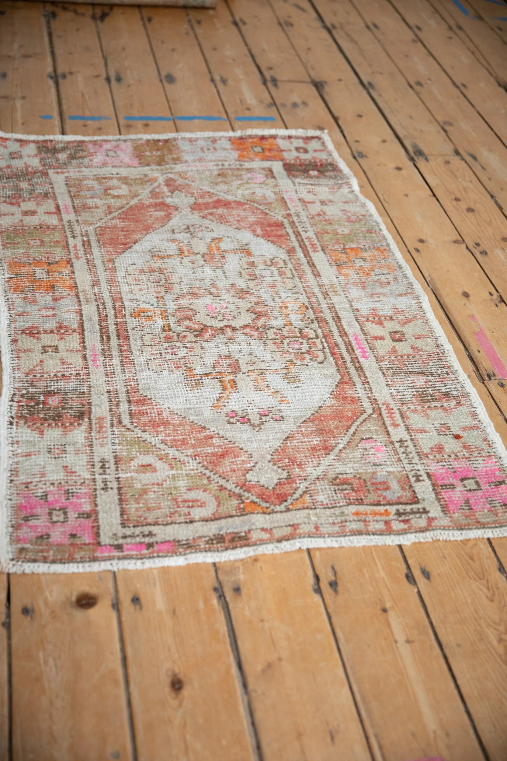 2.5x4 Vintage Distressed Oushak Rug - Image 4