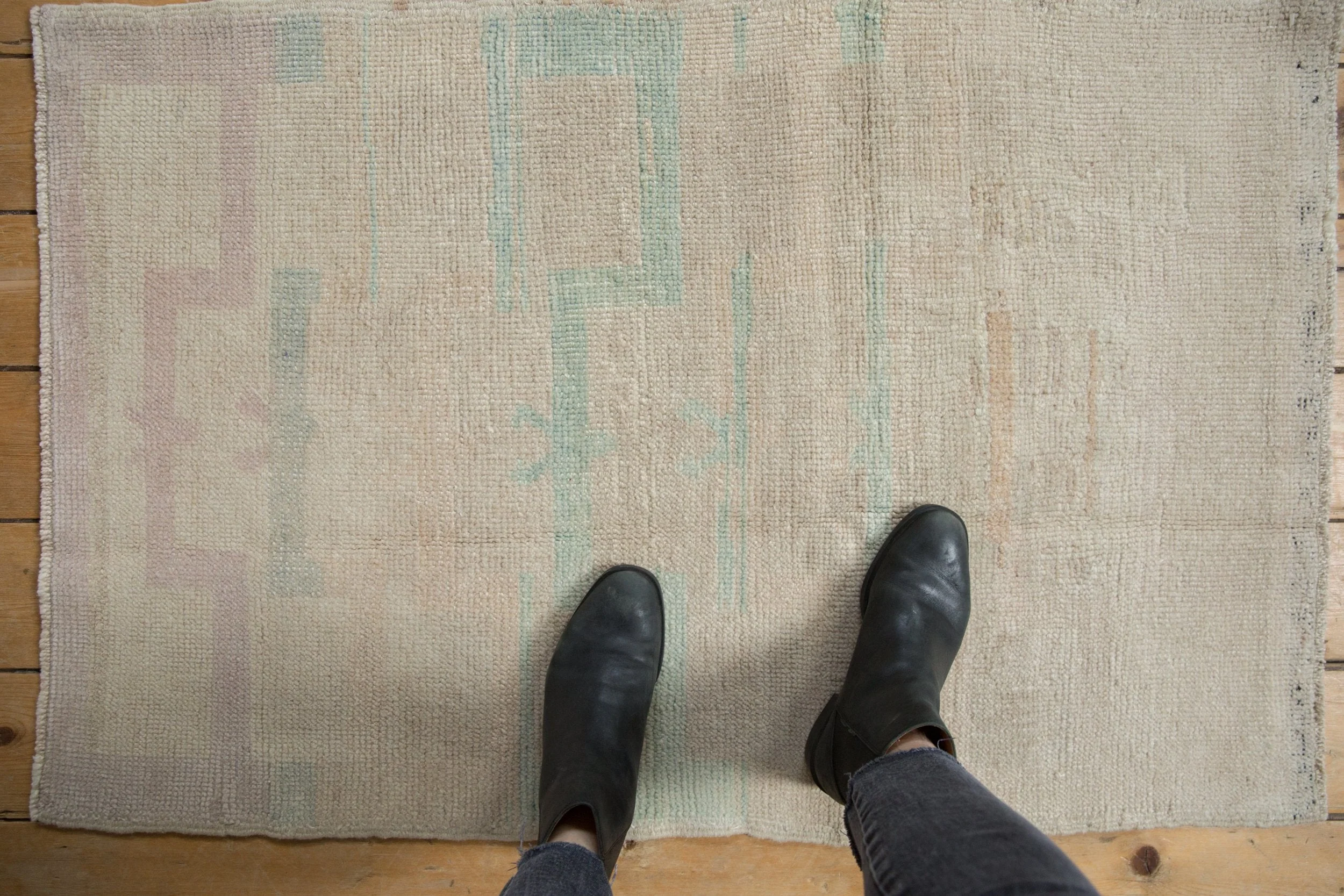 2.5x4 Vintage Distressed Tulu Rug - Image 2