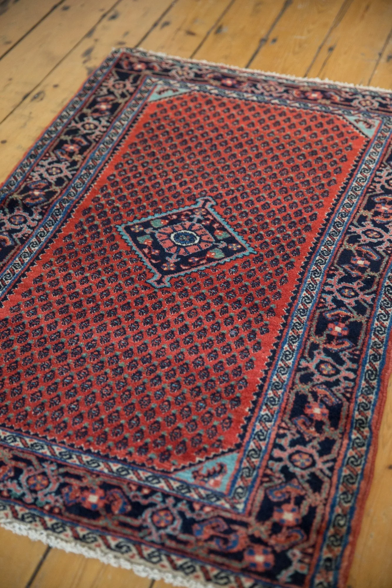 2.5x4 Vintage Fine Engelas Rug - Image 10