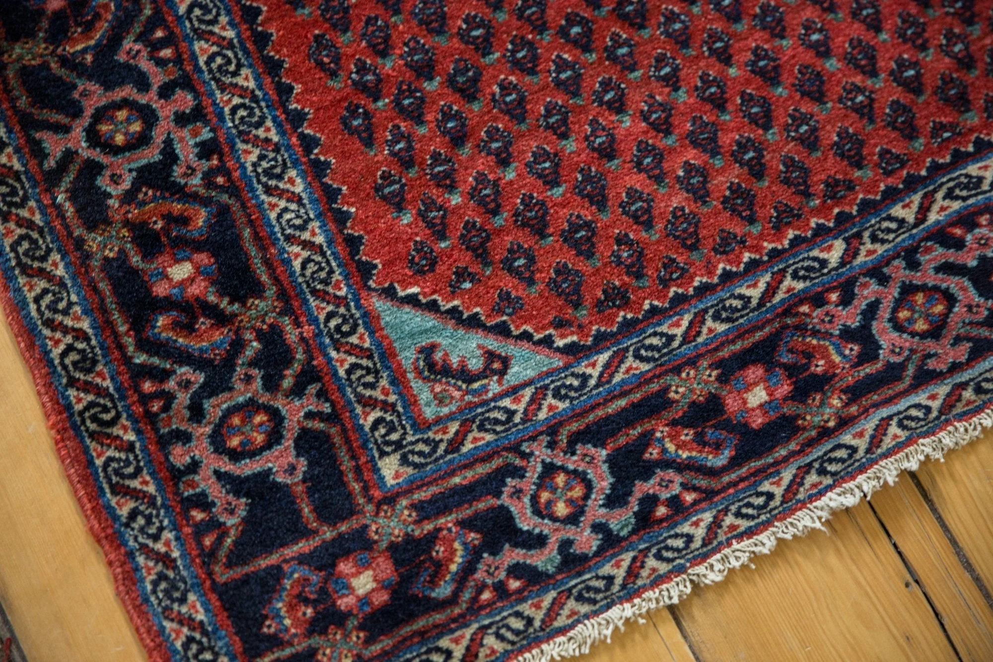 2.5x4 Vintage Fine Engelas Rug - Image 4