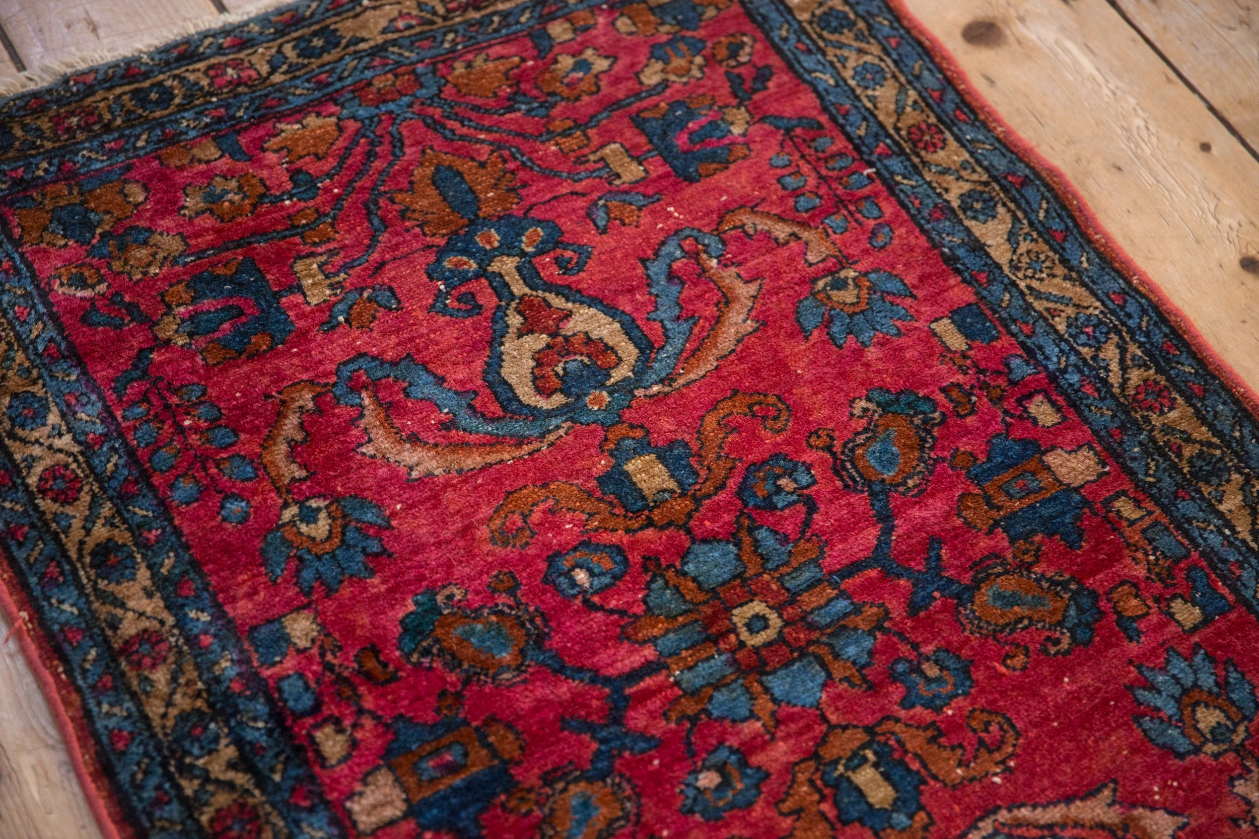 2.5x4 Vintage Lilihan Rug - Image 3