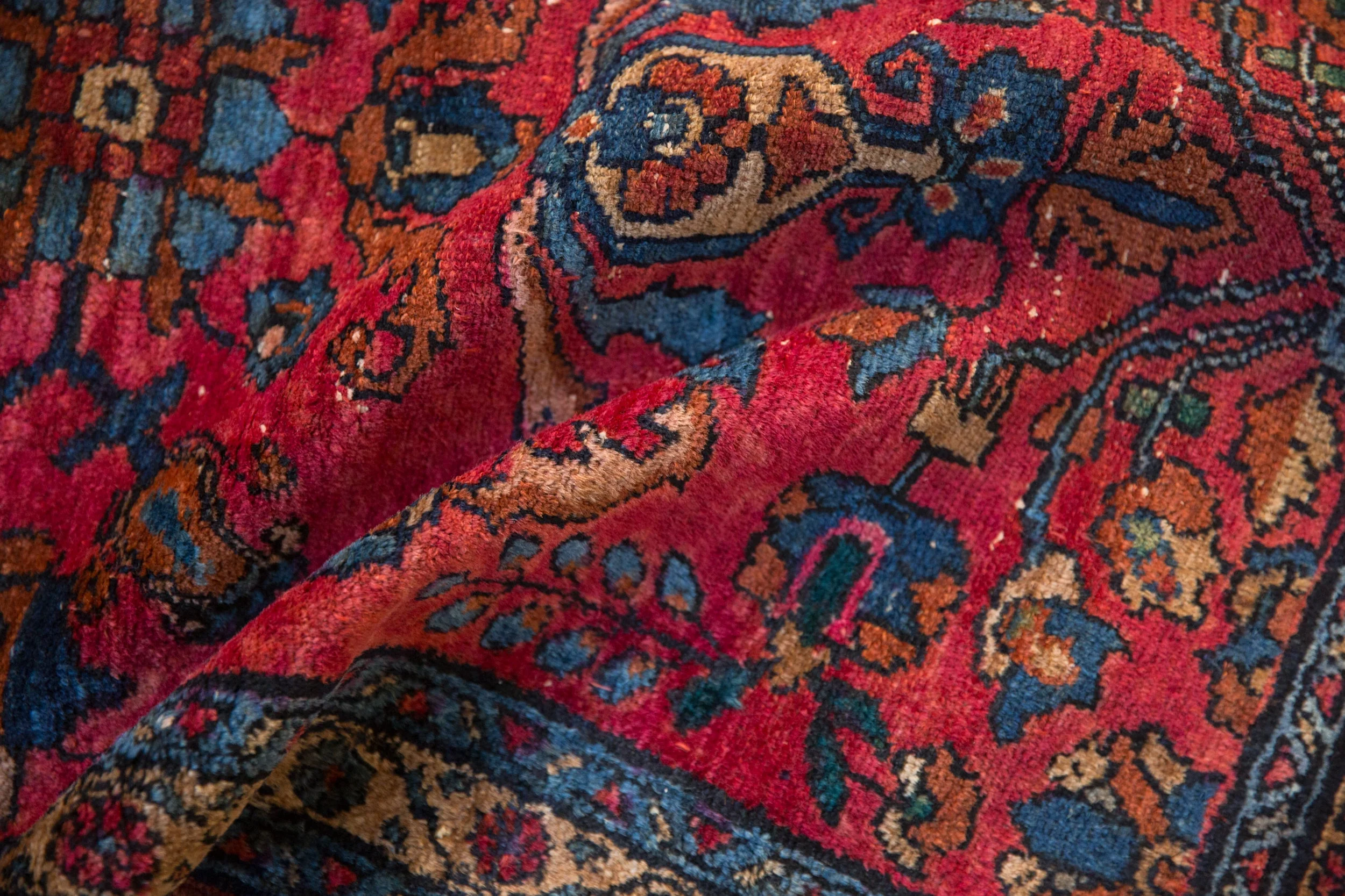 2.5x4 Vintage Lilihan Rug - Image 4