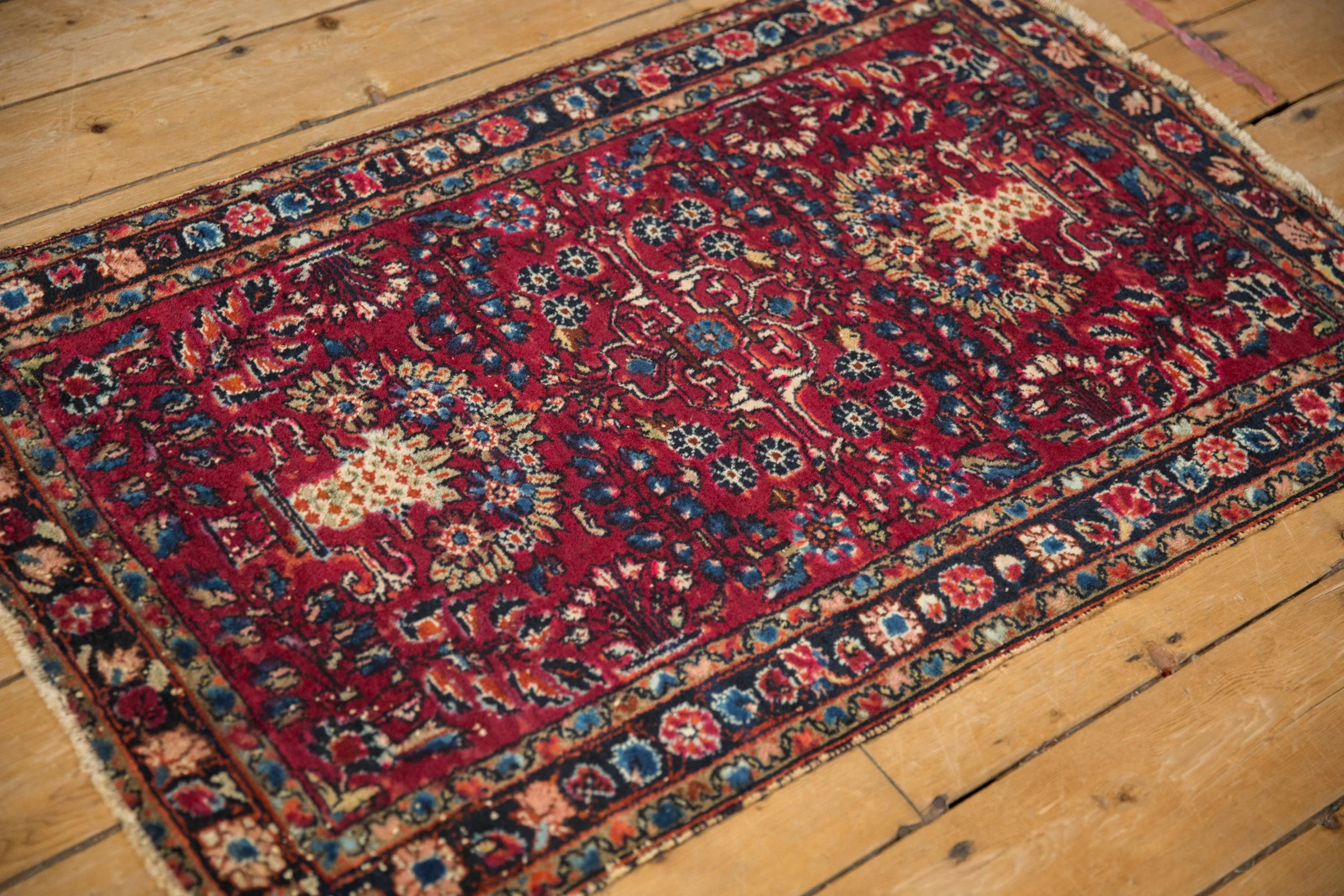 2.5x4 Vintage Lilihan Rug - Image 5