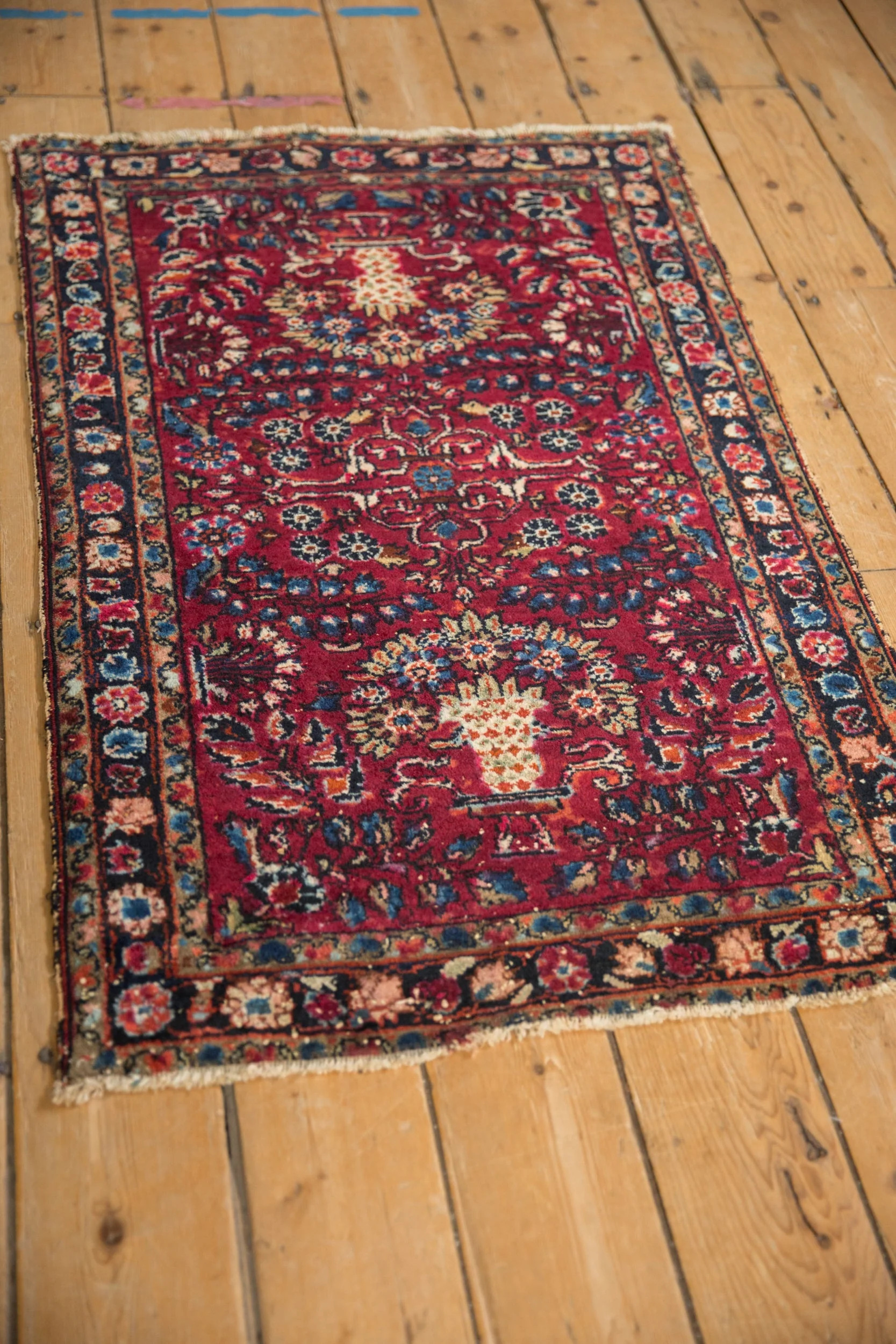 2.5x4 Vintage Lilihan Rug - Image 8