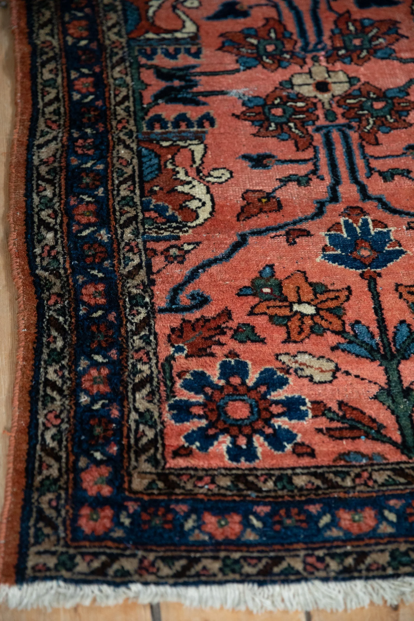 2.5x4 Vintage Lilihan Rug - Image 5