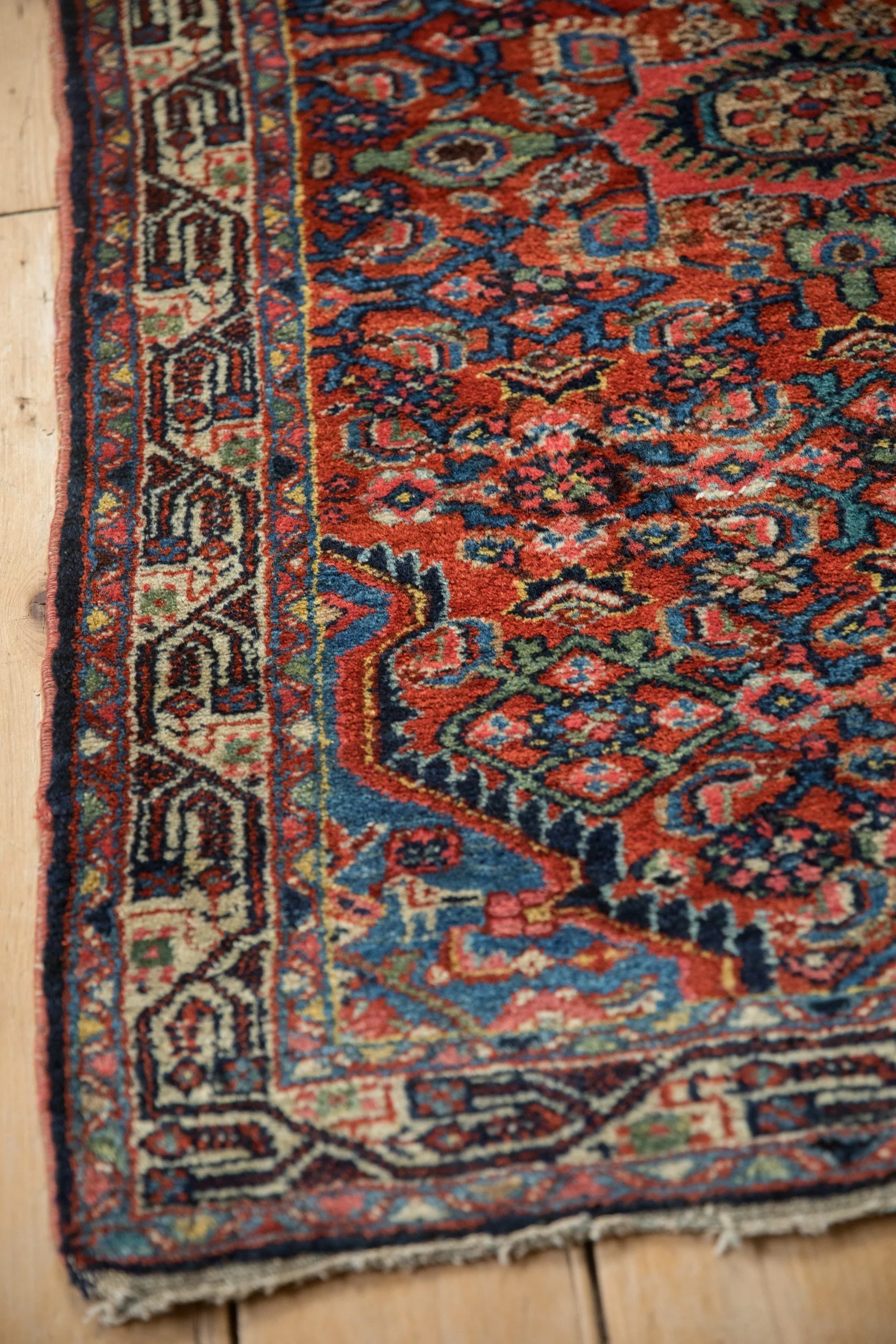 2.5x4 Vintage Tajabad Rug - Image 7