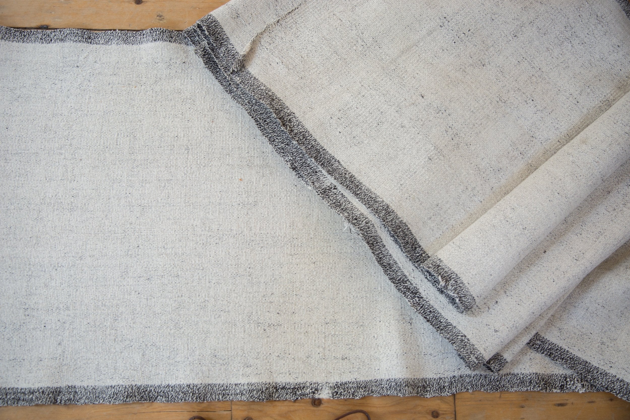2.5x47.5 Vintage Turkish Flatweave Design Rug Runner - Image 3