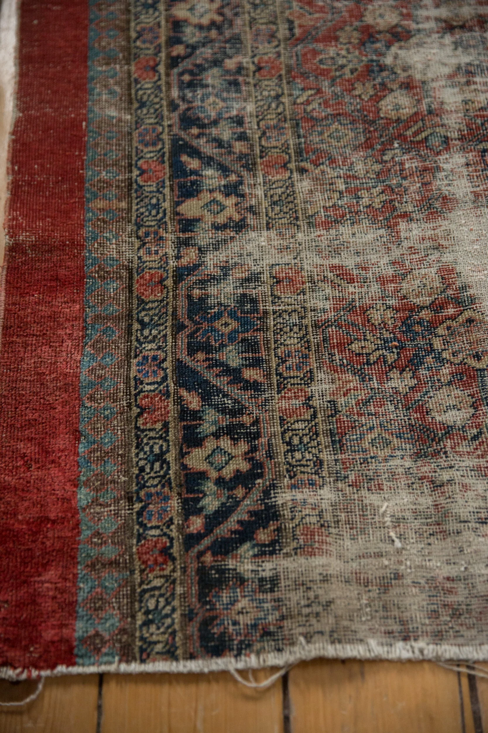 2.5x5.5 Antique Fine Fragment Serab Rug Runner - Image 5