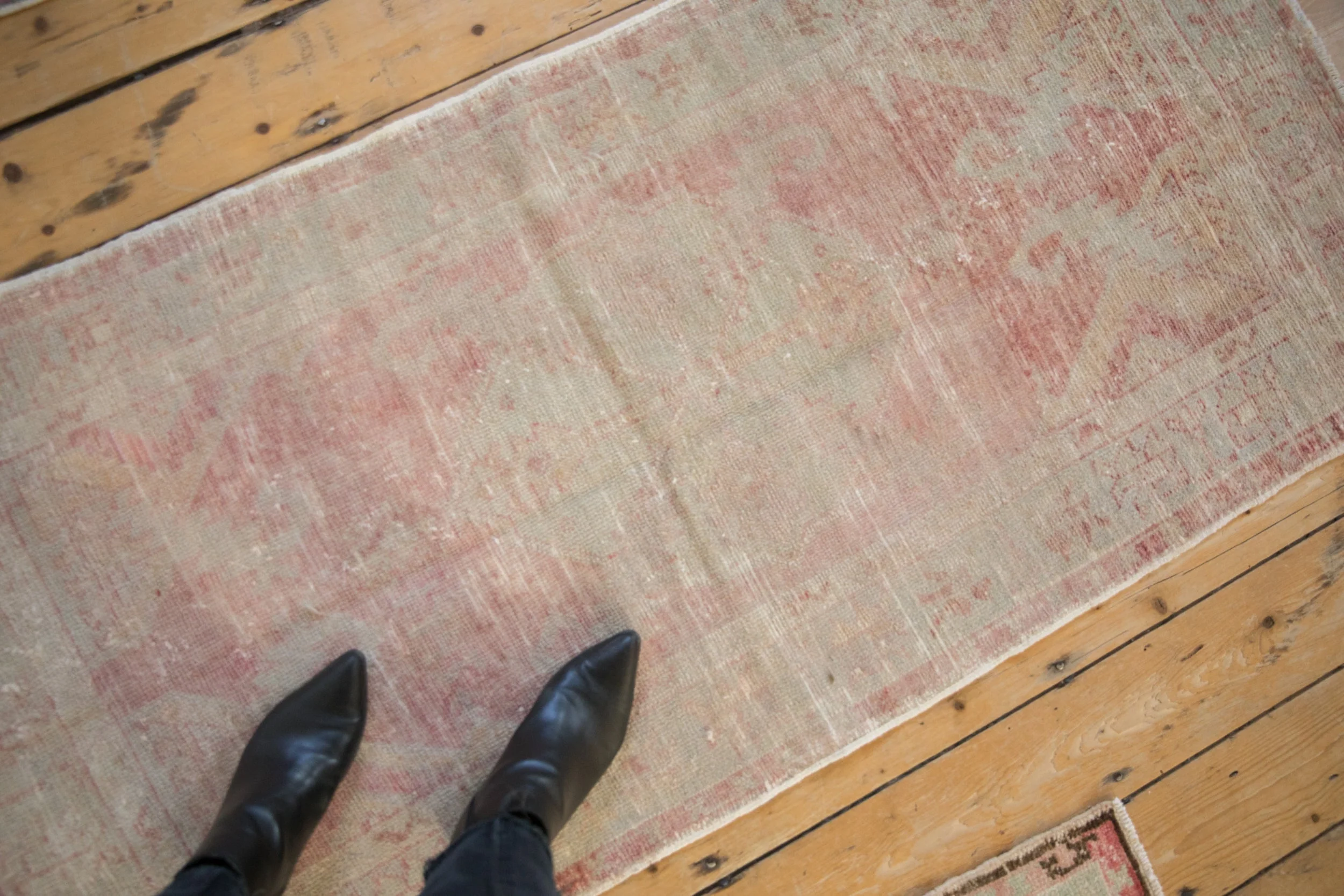 2.5x5.5 Vintage Distressed Oushak Rug Runner - Image 2