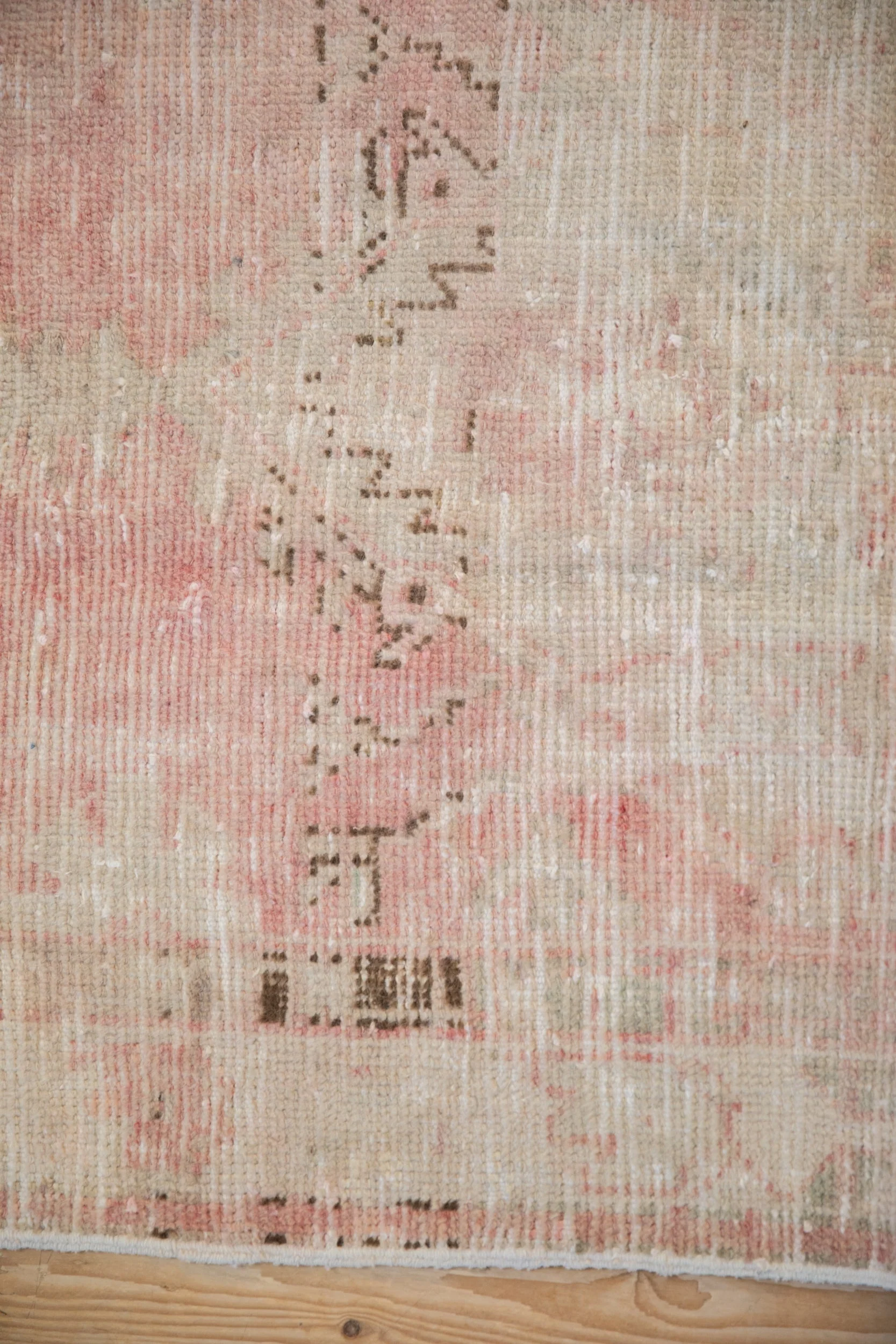 2.5x5.5 Vintage Distressed Oushak Rug Runner - Image 10