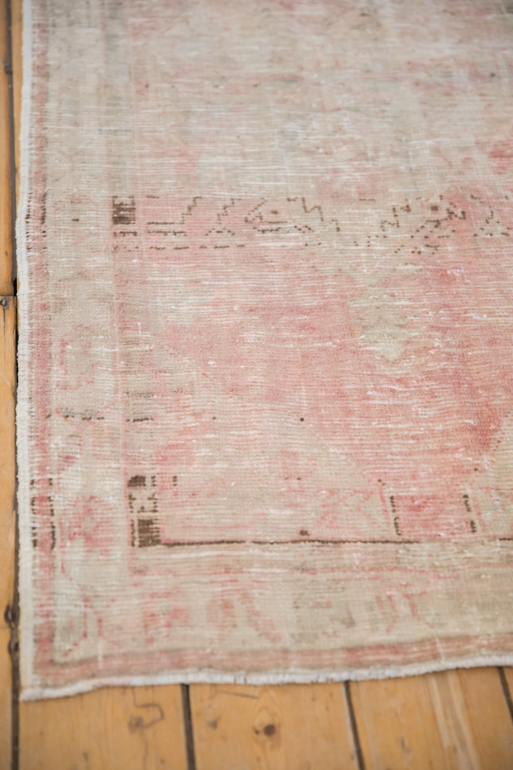 2.5x5.5 Vintage Distressed Oushak Rug Runner - Image 5
