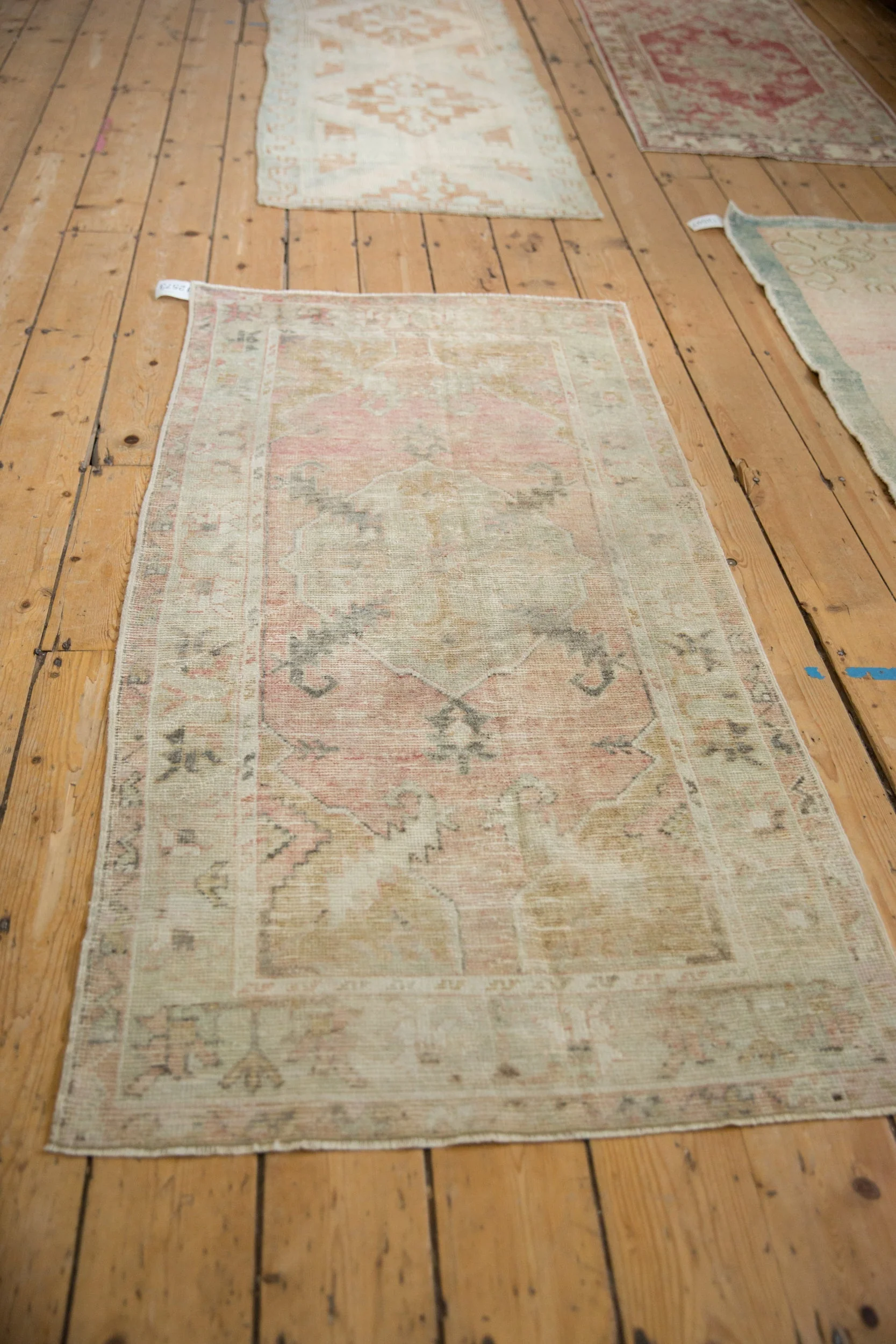 2.5x5.5 Vintage Distressed Oushak Rug Runner - Image 4
