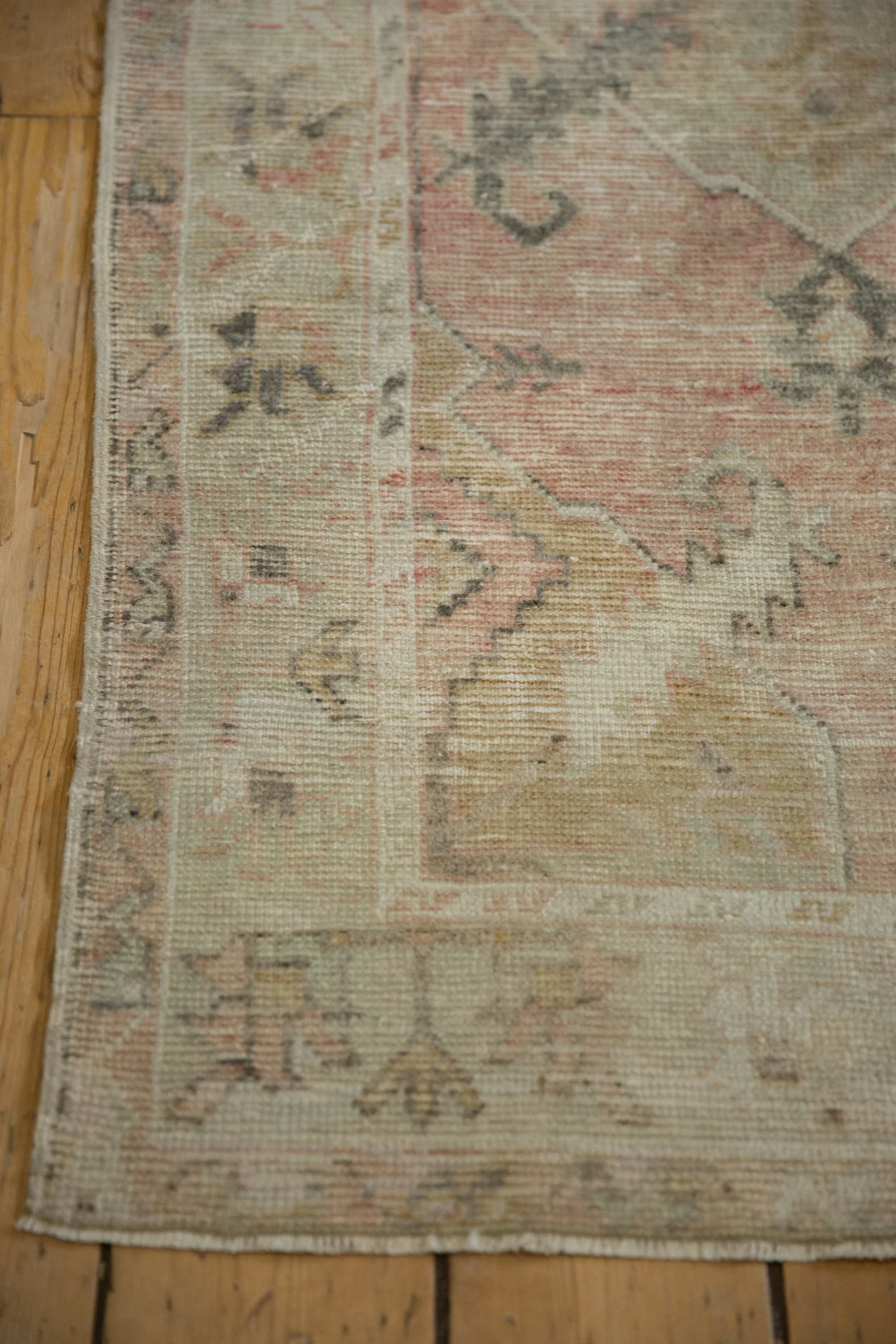 2.5x5.5 Vintage Distressed Oushak Rug Runner - Image 5