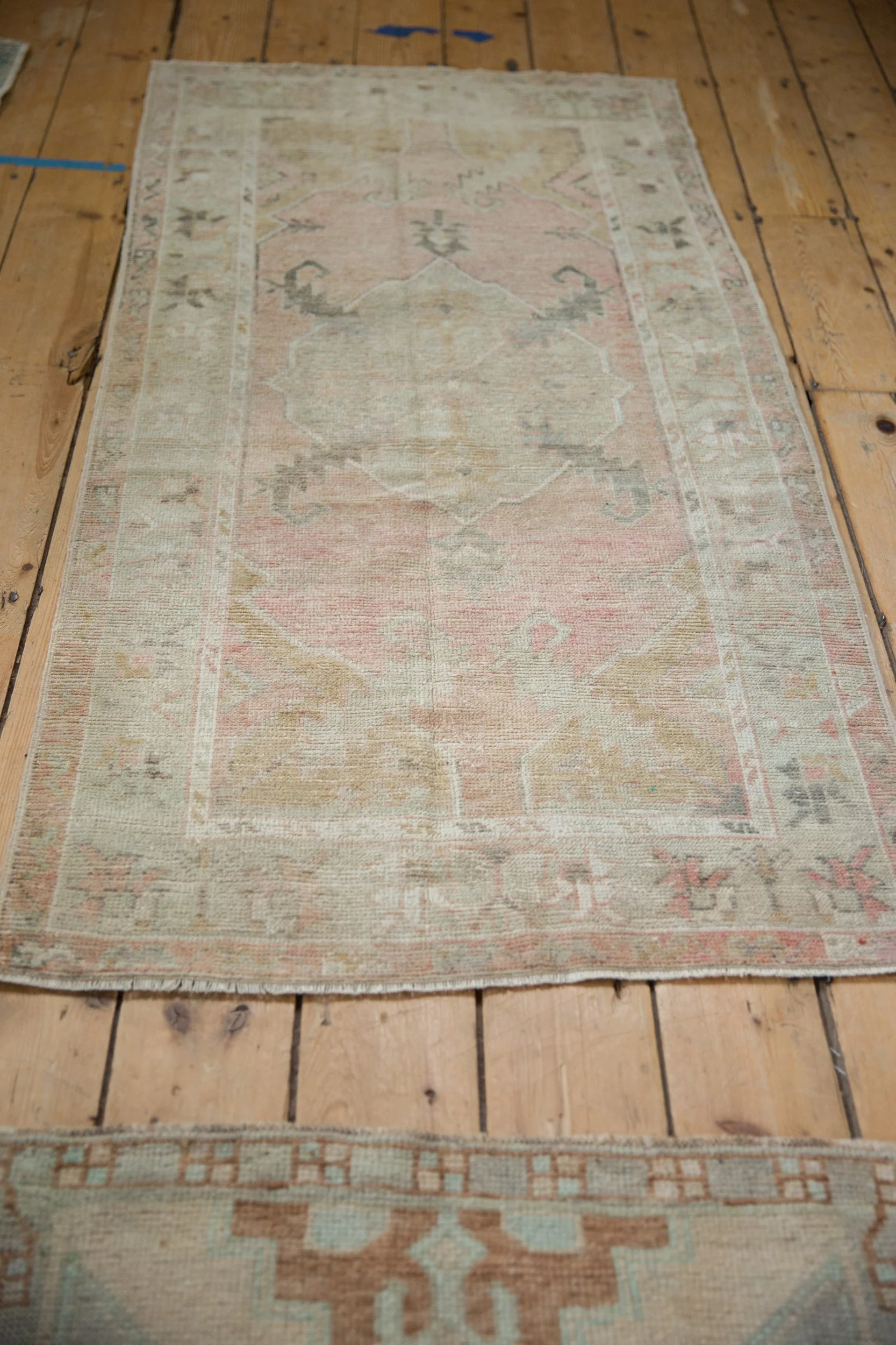 2.5x5.5 Vintage Distressed Oushak Rug Runner - Image 6