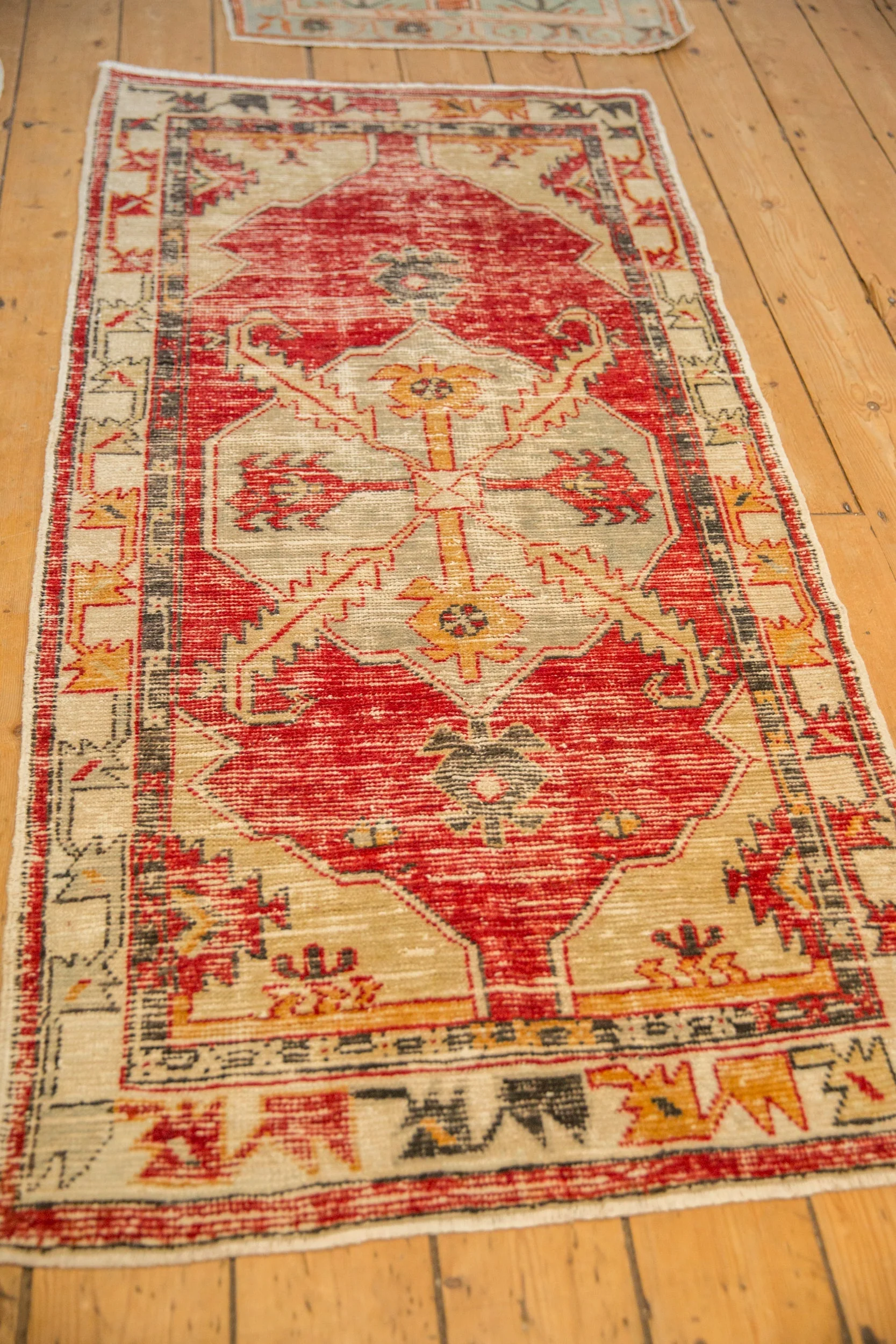 2.5x5.5 Vintage Distressed Oushak Rug Runner - Image 4