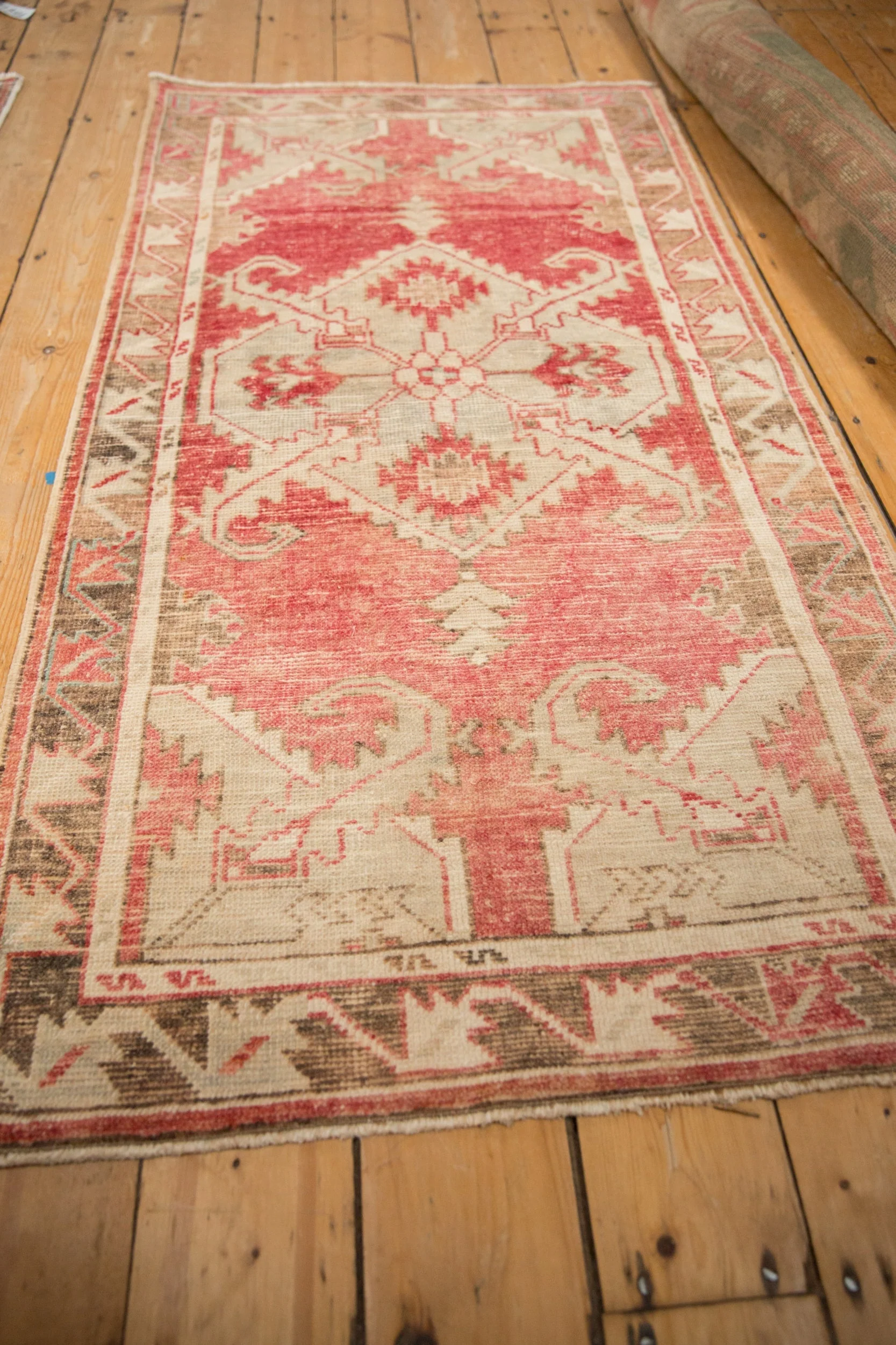 2.5x5.5 Vintage Distressed Oushak Rug Runner - Image 6
