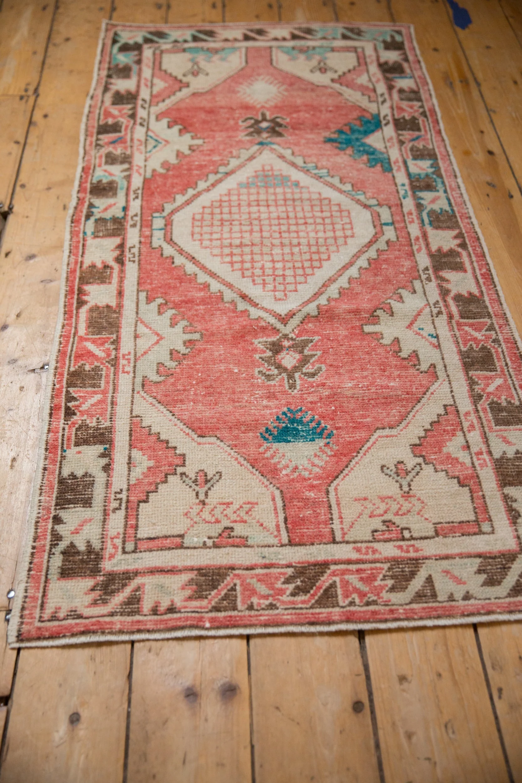 2.5x5.5 Vintage Distressed Oushak Rug Runner - Image 7