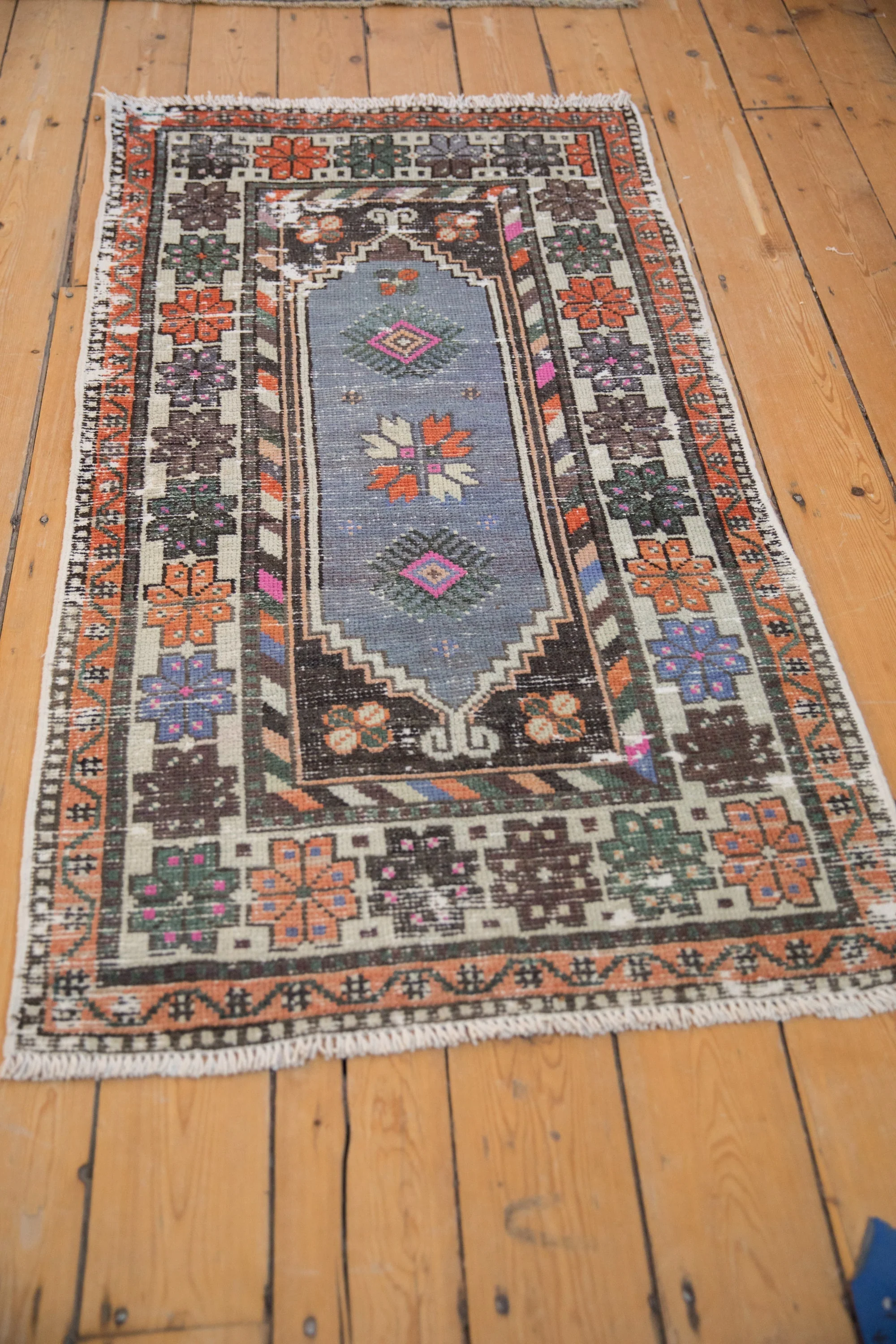 2.5x5 Vintage Distressed Oushak Rug Runner - Image 5