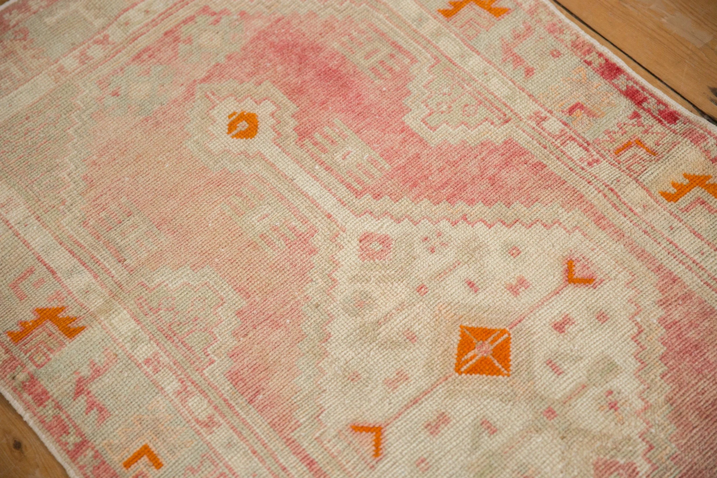 2.5x5 Vintage Distressed Oushak Rug Runner - Image 7