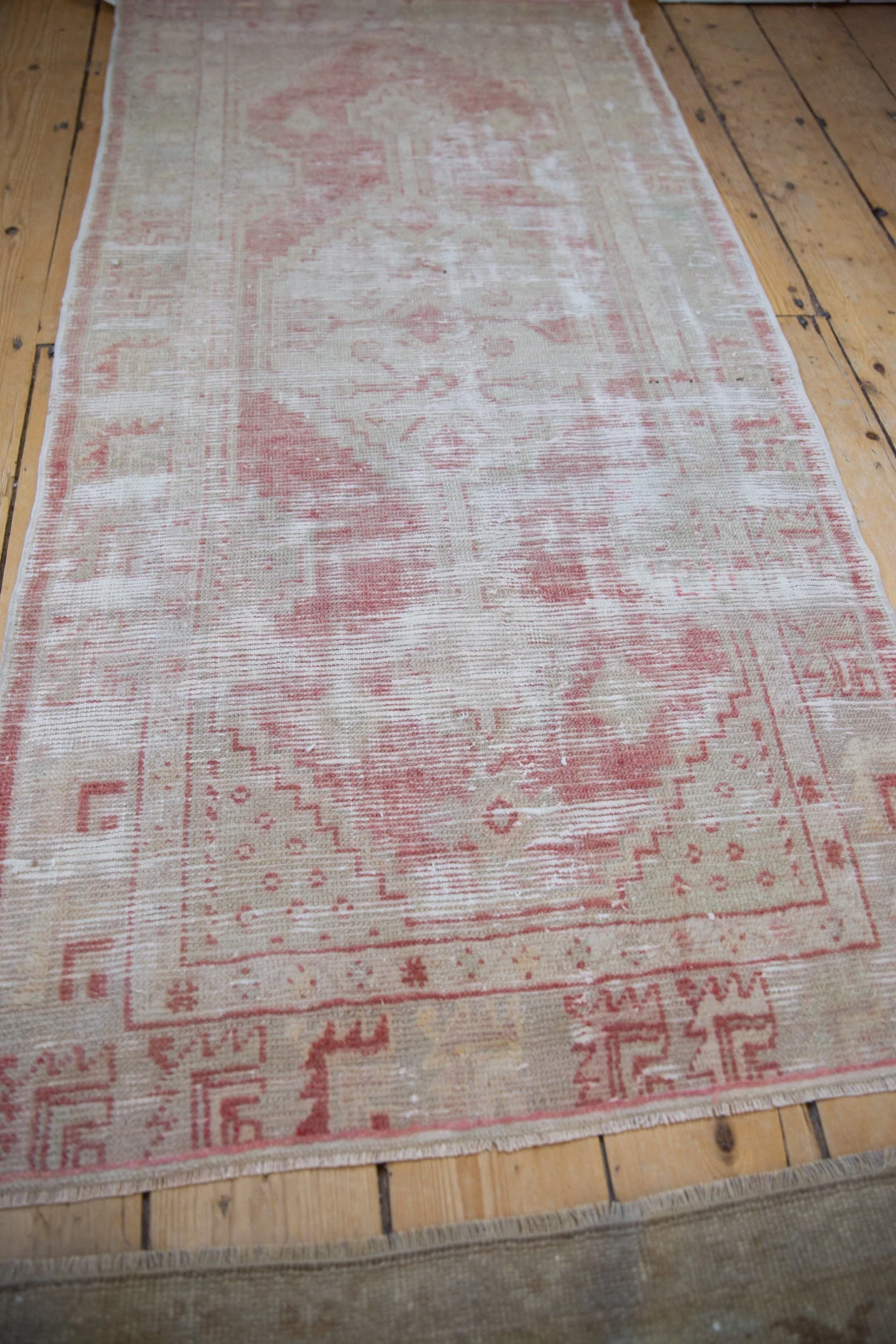 2.5x5 Vintage Distressed Oushak Rug Runner - Image 4