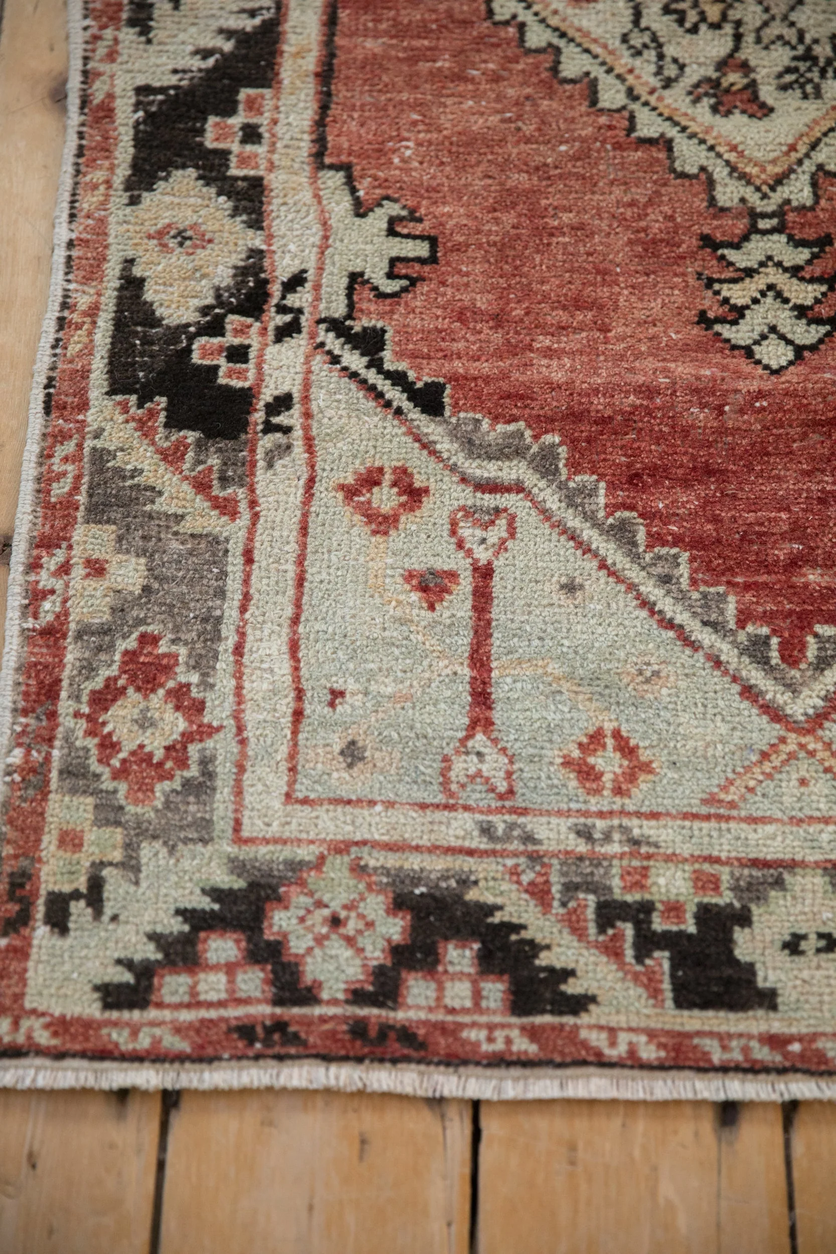 2.5x5 Vintage Distressed Oushak Rug Runner - Image 7