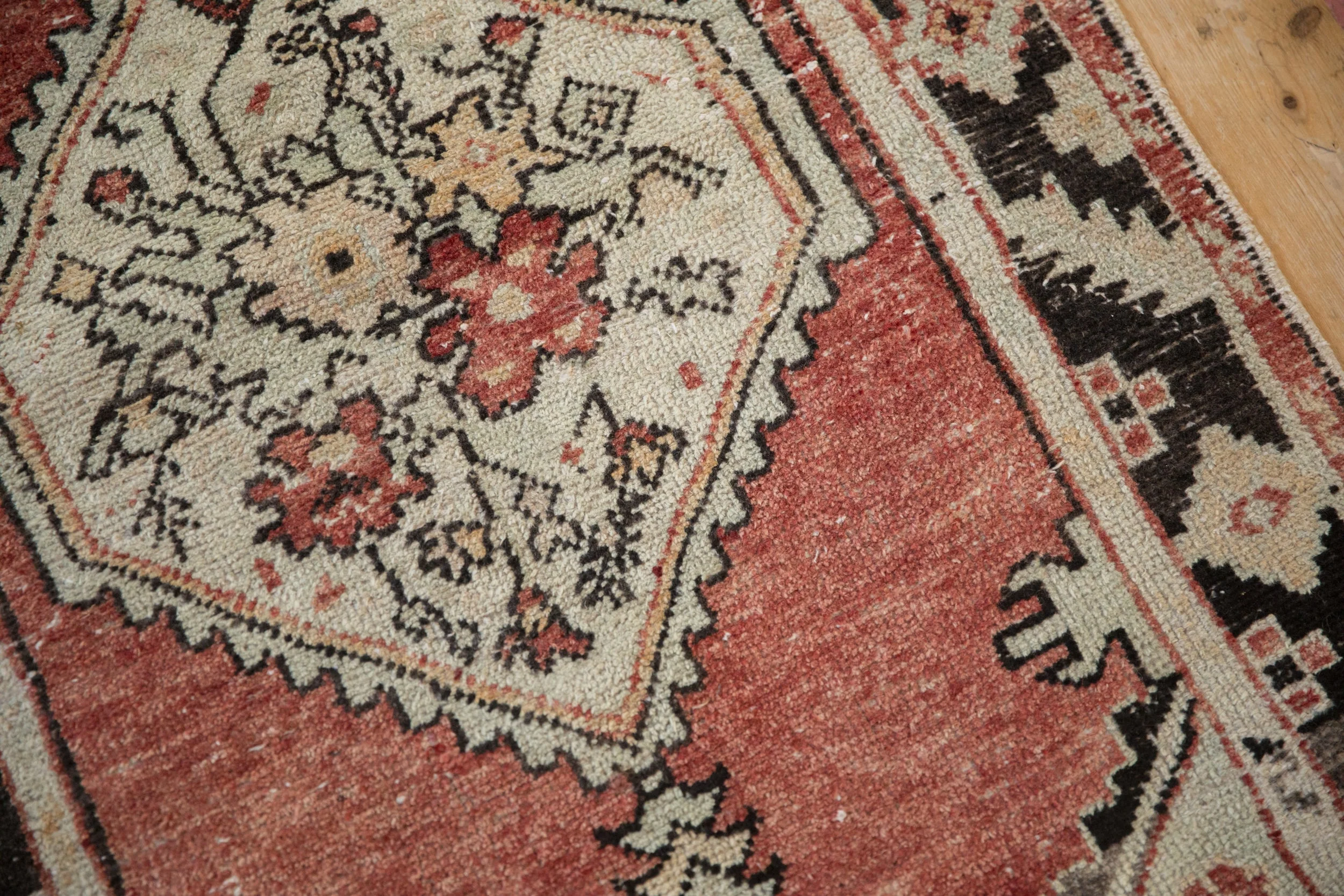 2.5x5 Vintage Distressed Oushak Rug Runner - Image 8