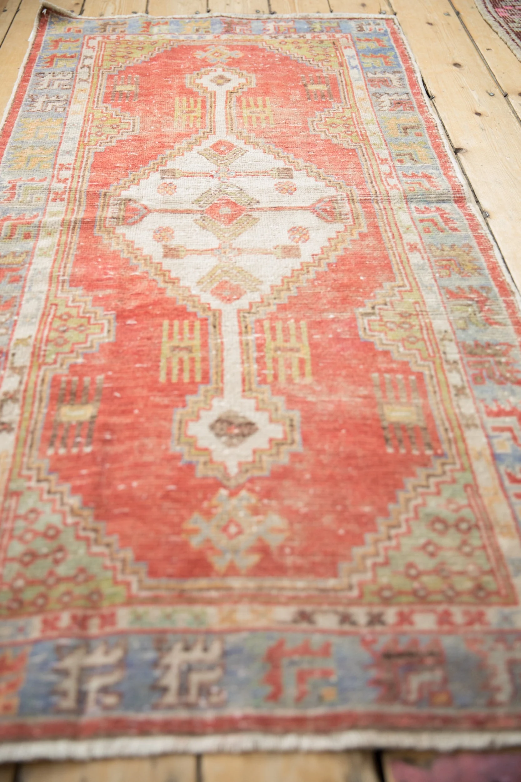 2.5x5 Vintage Distressed Oushak Rug Runner - Image 4