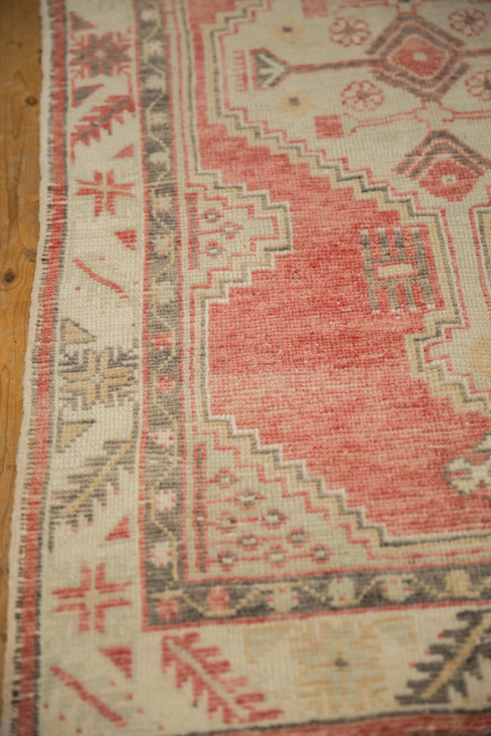 2.5x5 Vintage Distressed Oushak Rug Runner - Image 5