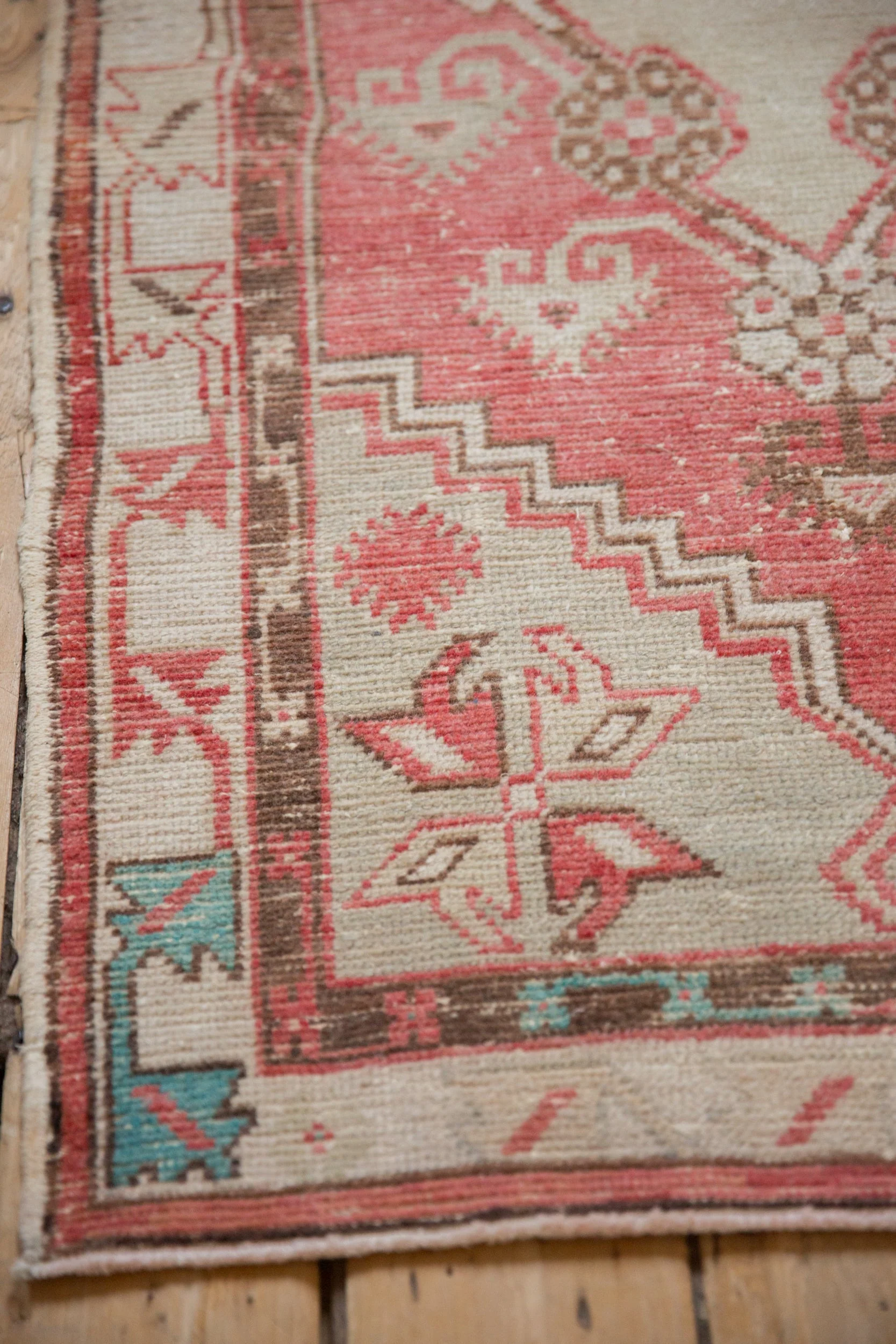 2.5x5 Vintage Distressed Oushak Rug Runner - Image 7