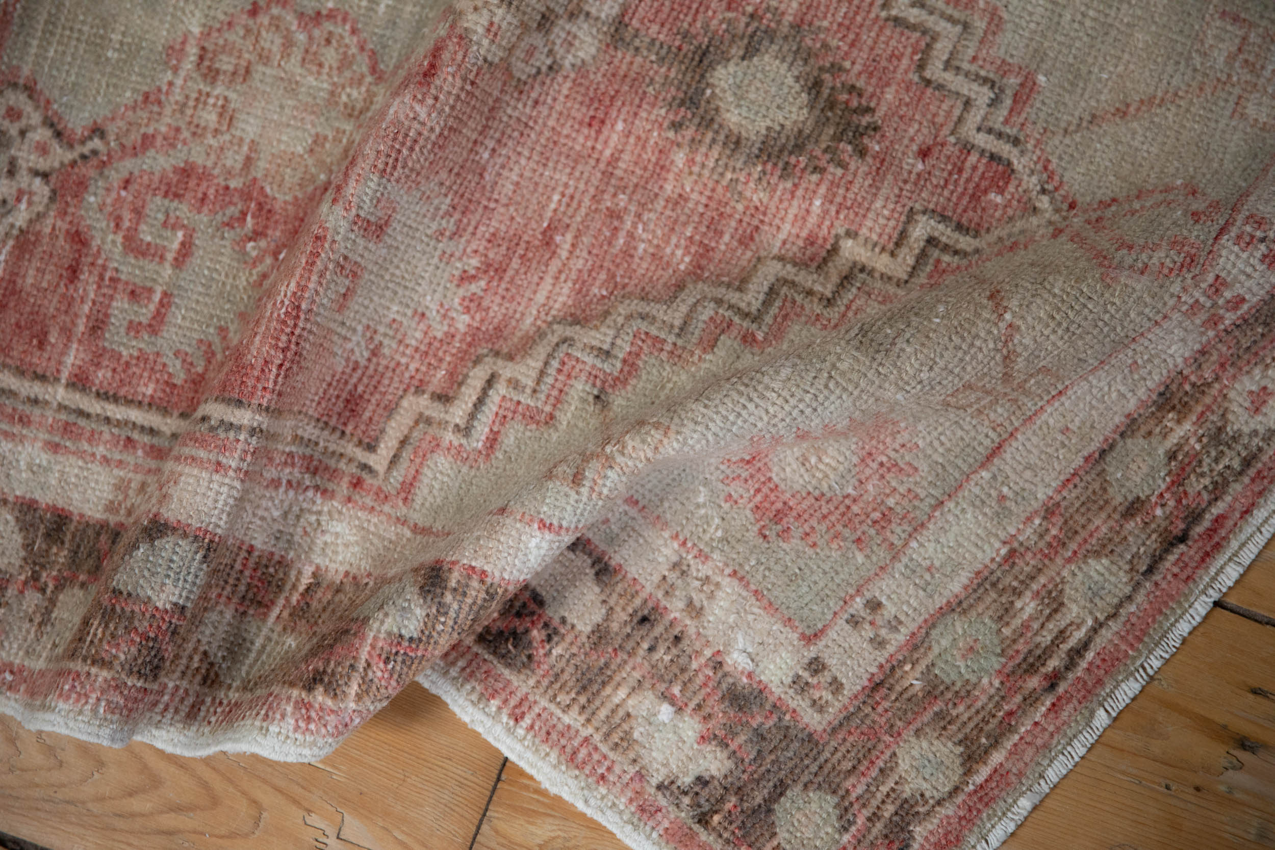 2.5x5 Vintage Distressed Oushak Rug Runner - Image 7