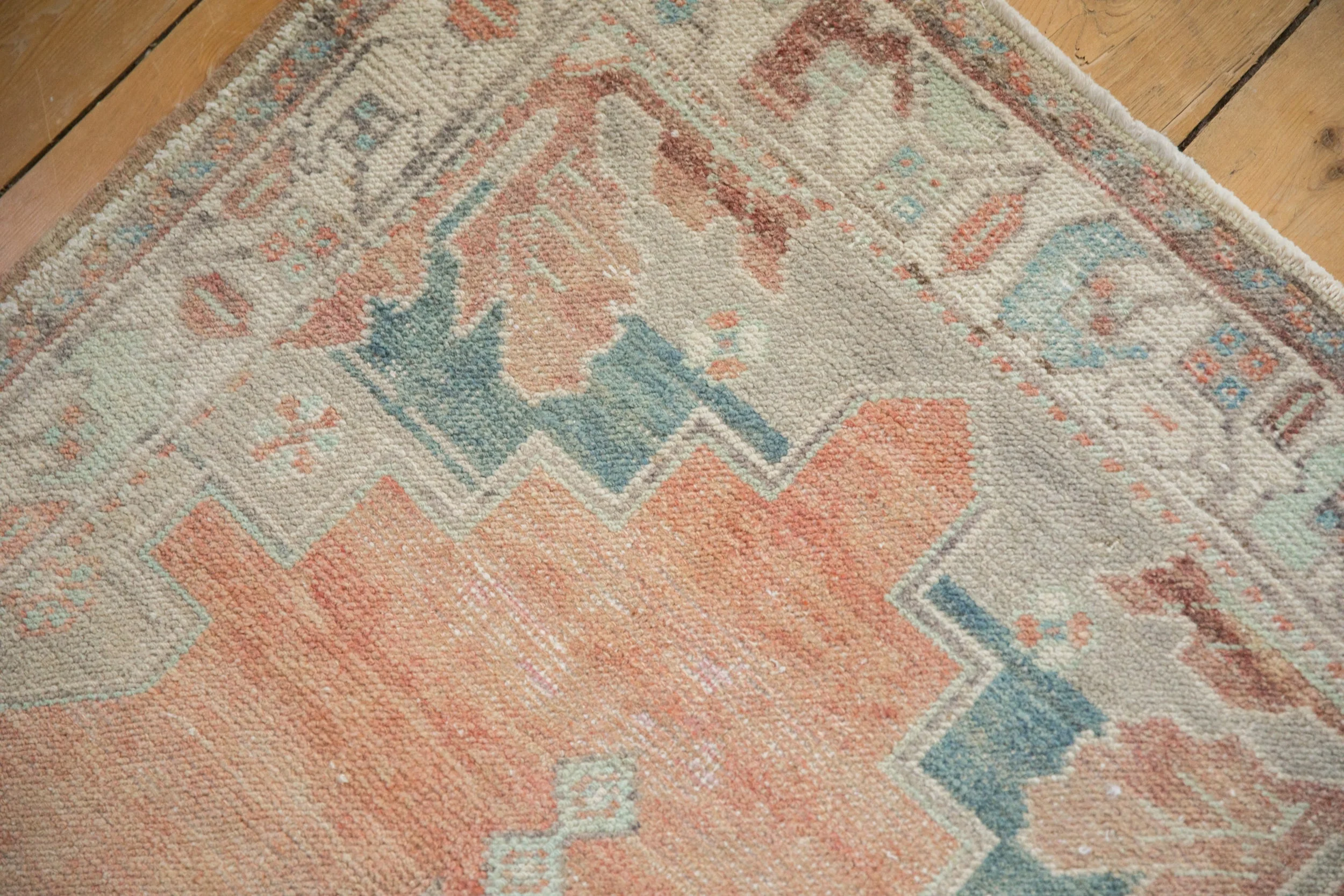 2.5x5 Vintage Distressed Oushak Rug Runner - Image 4