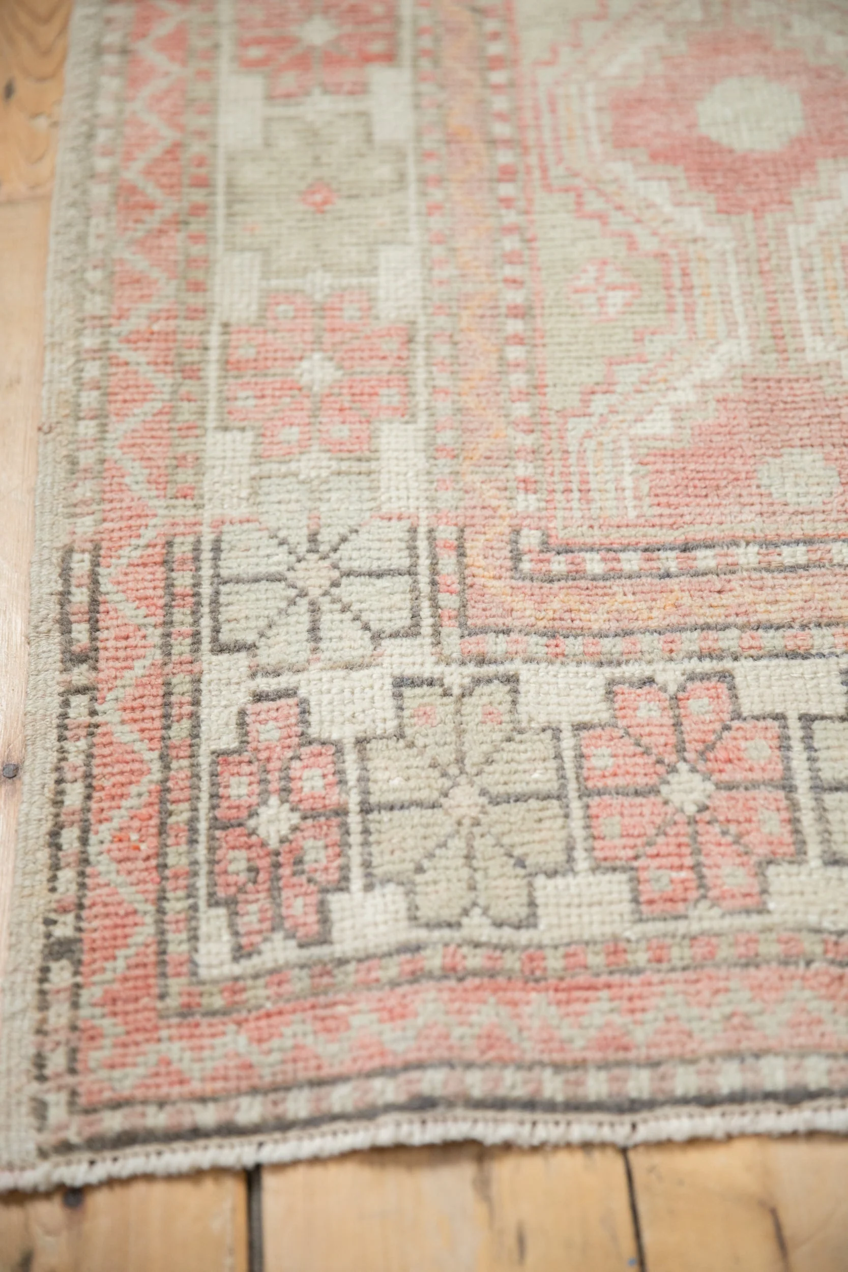 2.5x5 Vintage Distressed Oushak Rug Runner - Image 8