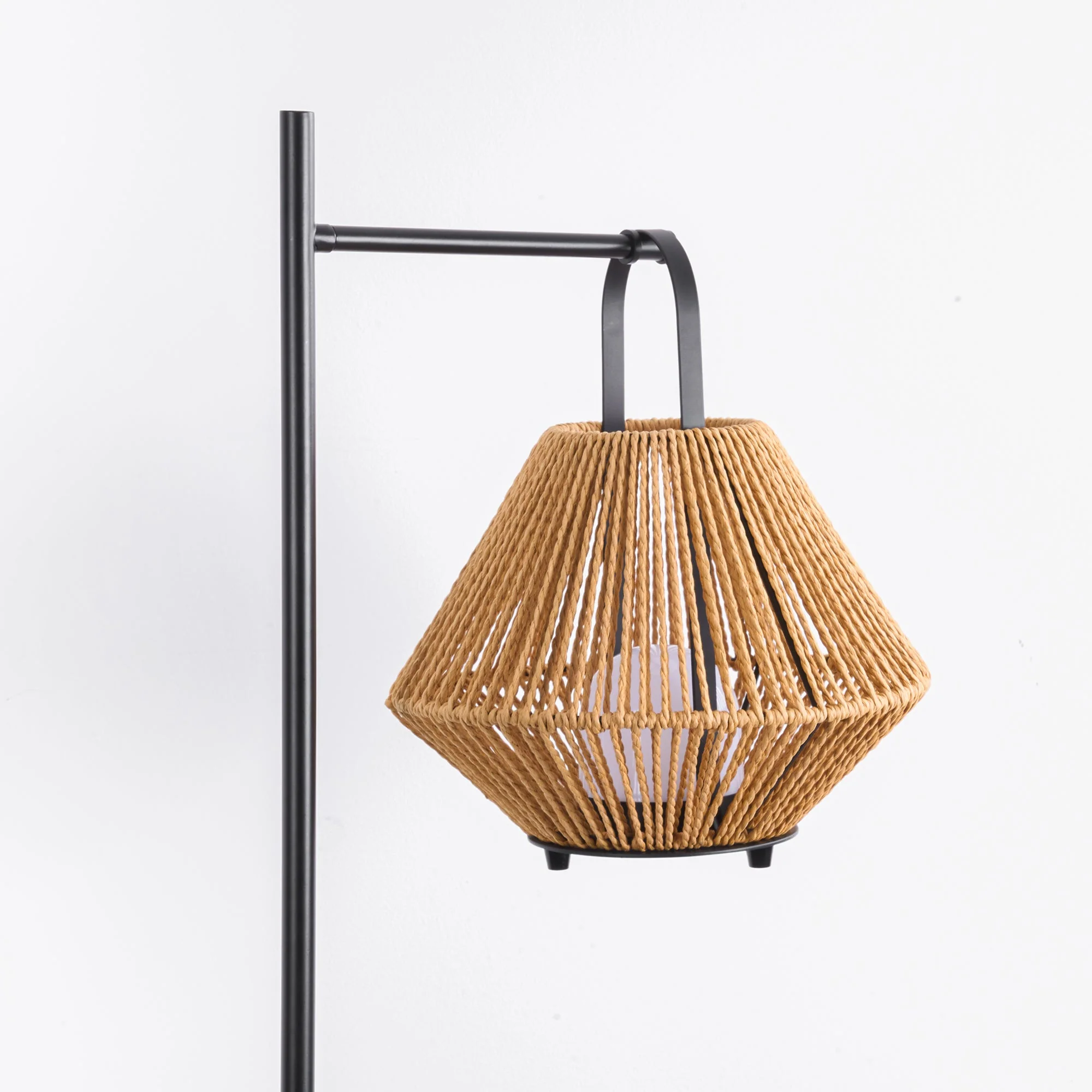 2-in-1 Portable Lantern & Floor Lamp for Indoors & Outdoors - Image 7