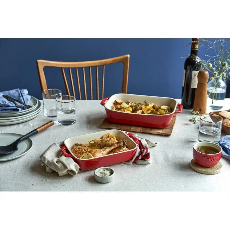 2 Piece Ceramic Stoneware Baking Dish Set in Cherry Red / Ivory - Image 3