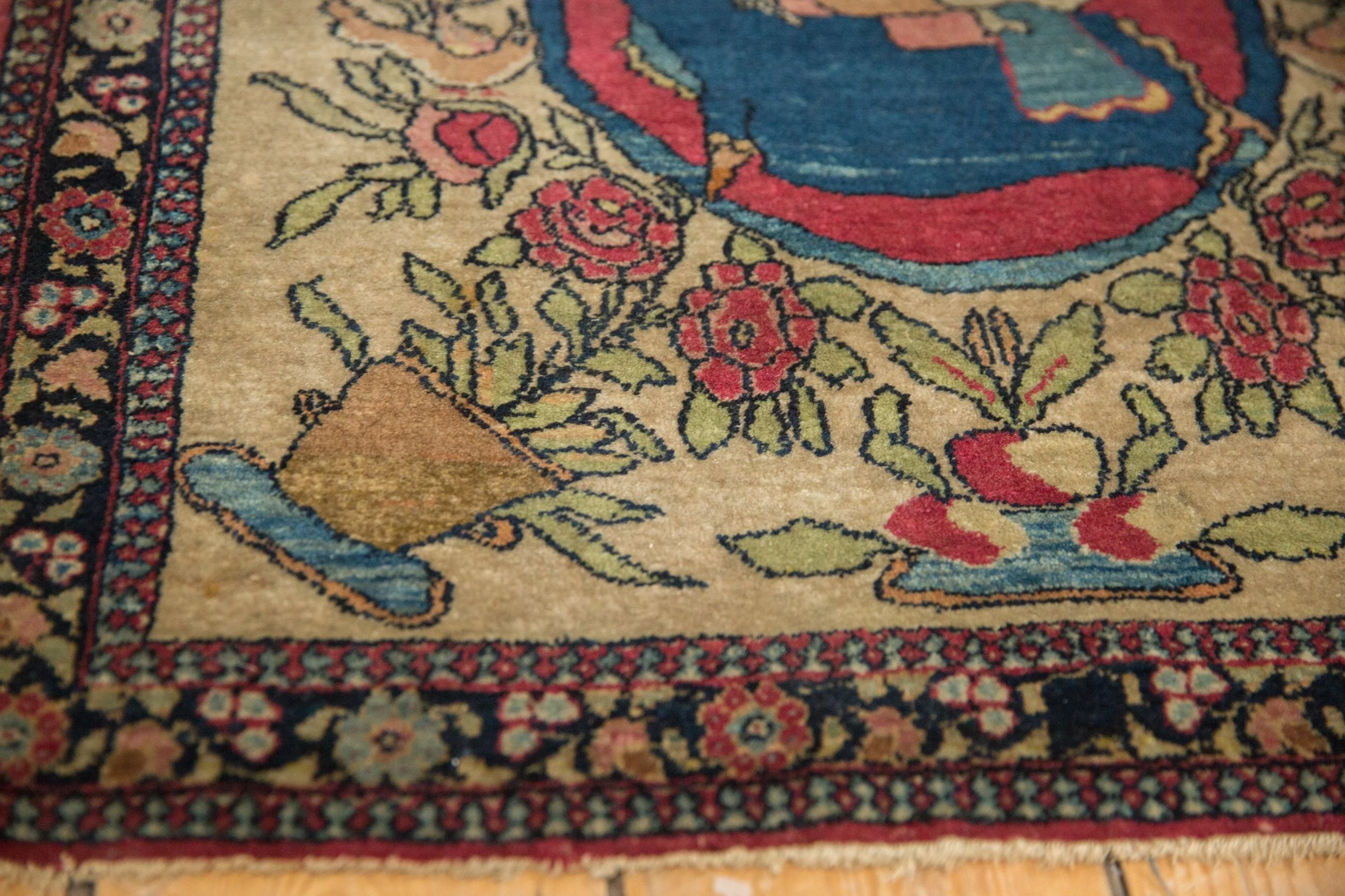 2x2.5 Antique Pictorial Isfahan Square Rug Mat - Image 4