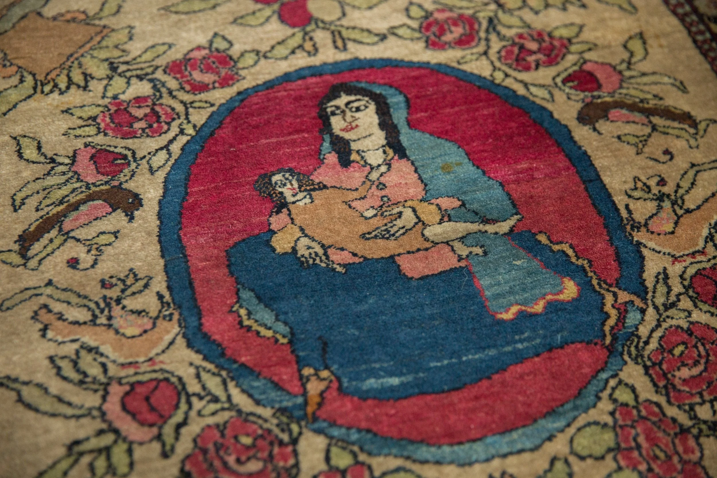 2x2.5 Antique Pictorial Isfahan Square Rug Mat - Image 5