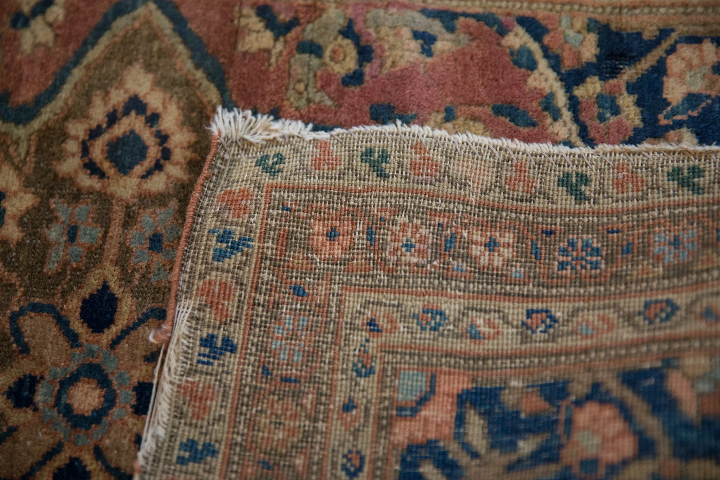 2x2.5 Small Antique Farahan Rug - Image 10