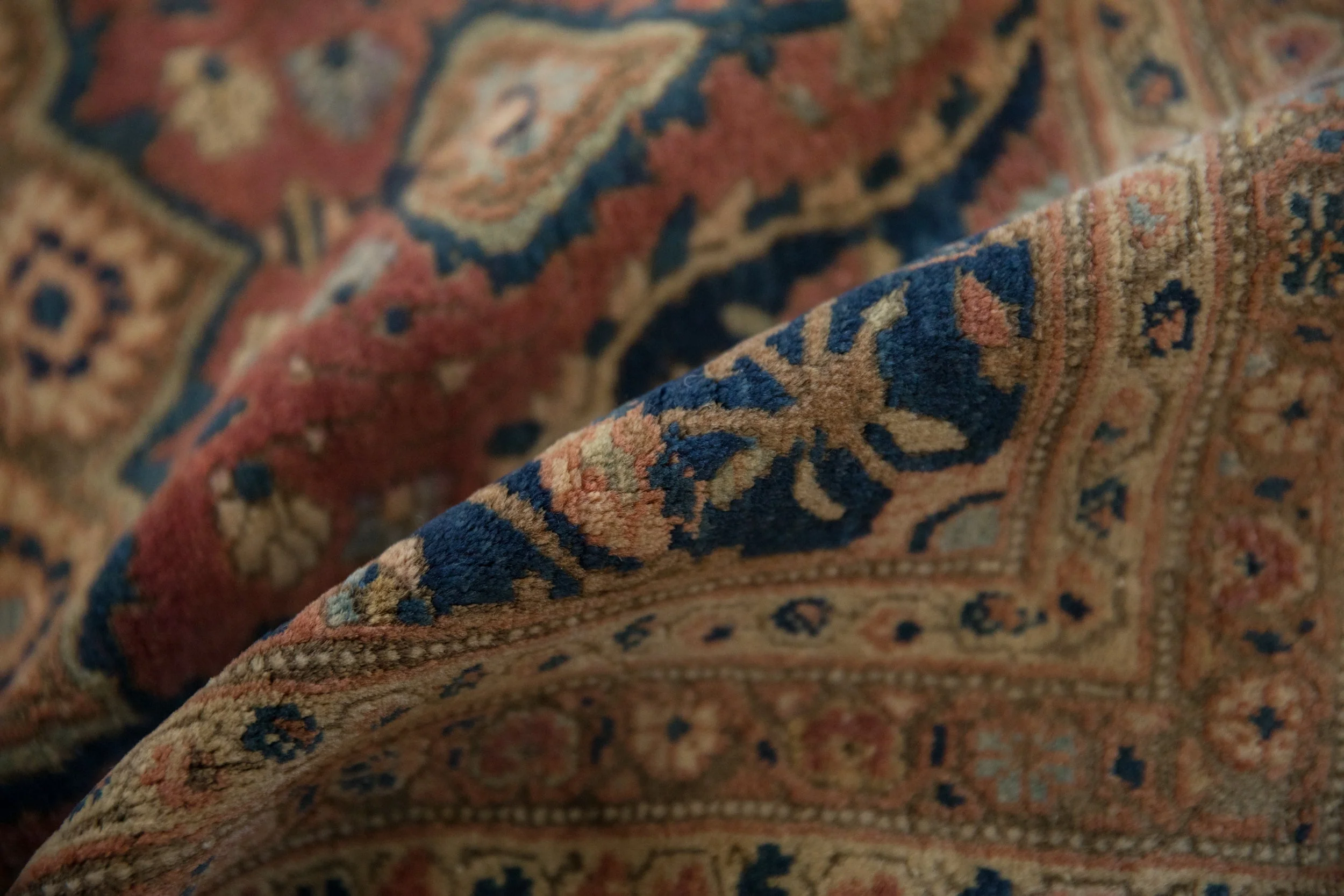 2x2.5 Small Antique Farahan Rug - Image 9