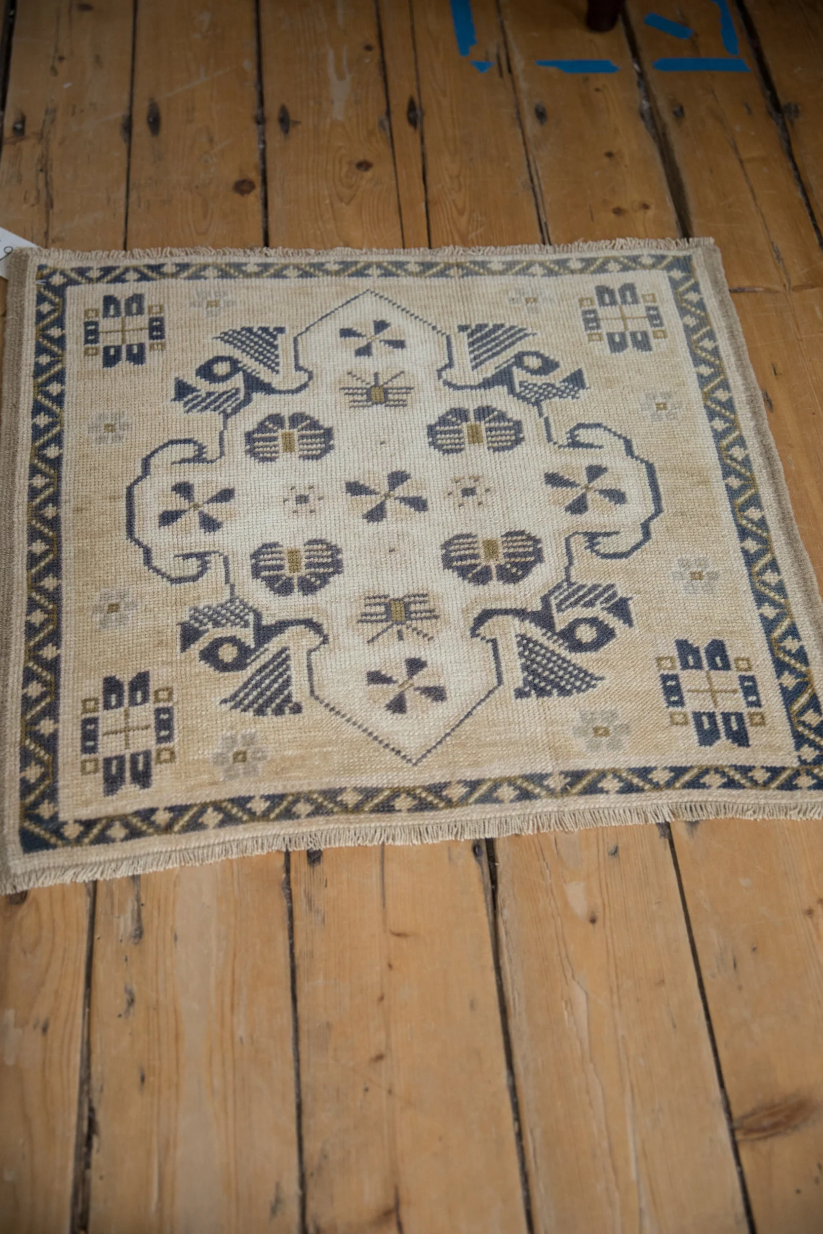 2x2.5 Vintage Distressed Oushak Square Rug Mat - Image 3