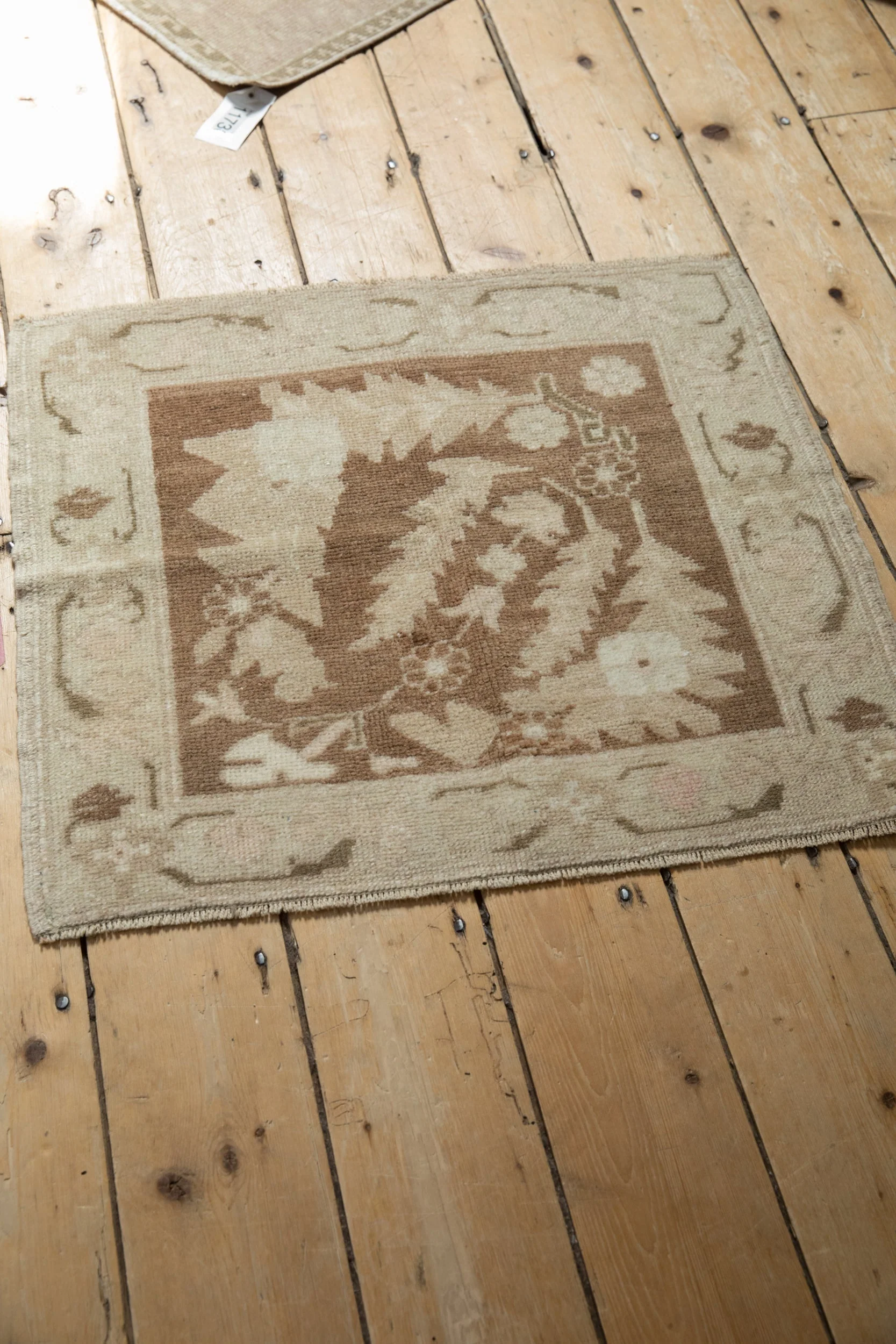 2x2.5 Vintage Distressed Oushak Square Rug Mat - Image 5
